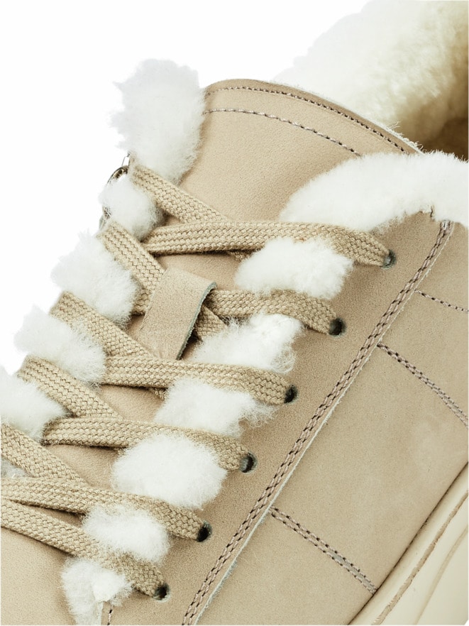 Lammfell City-Sneaker