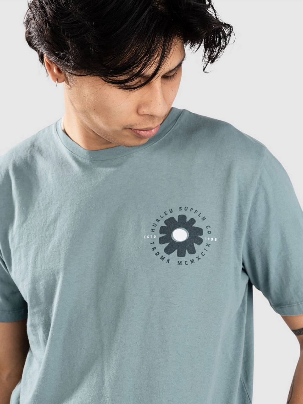 Hurley Flowered T-Shirt artillery