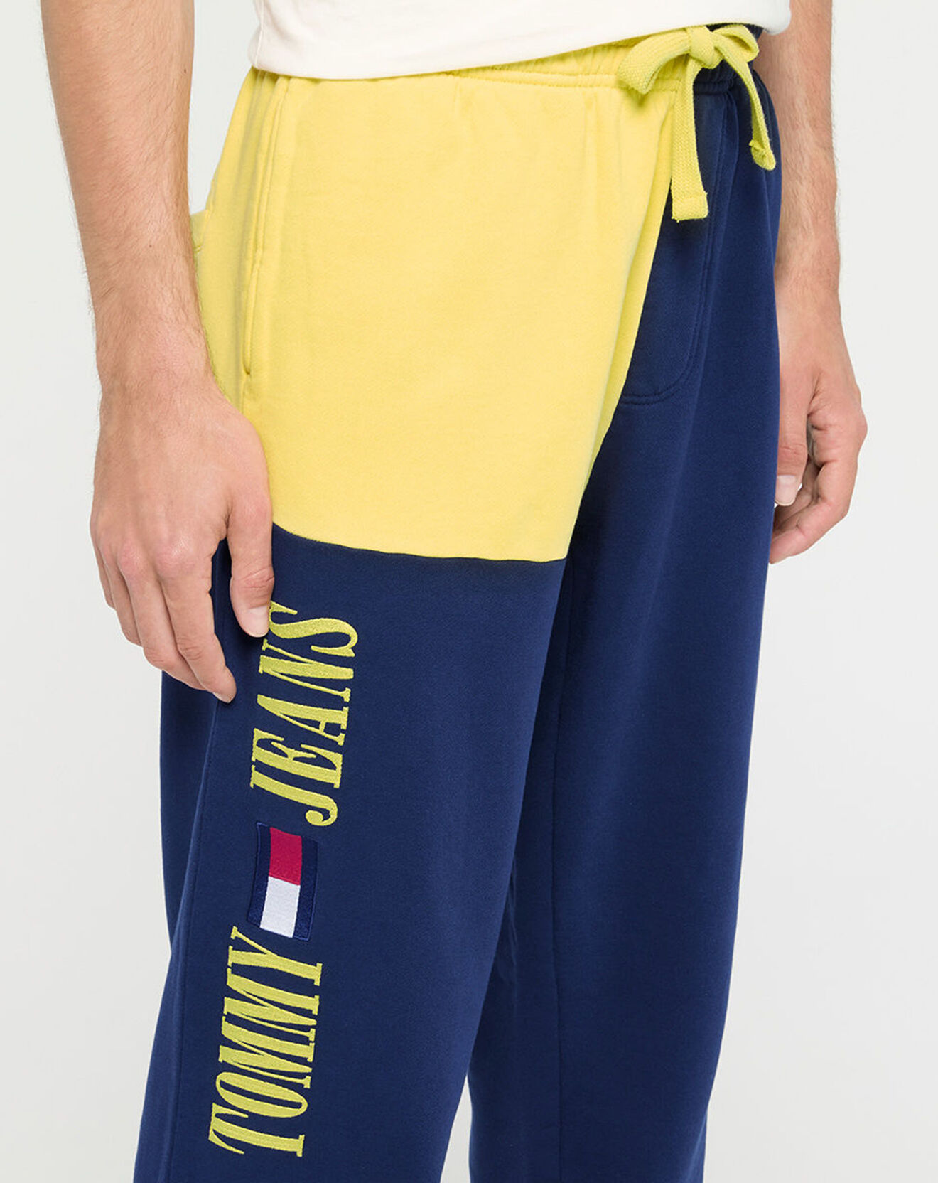 Tommy Jeans Jogging Colorblock bleu foncé/jaune