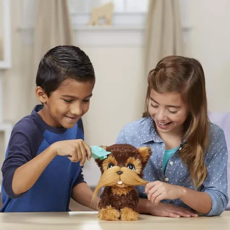 Hasbro FurReal Frisierspaß Hündchen