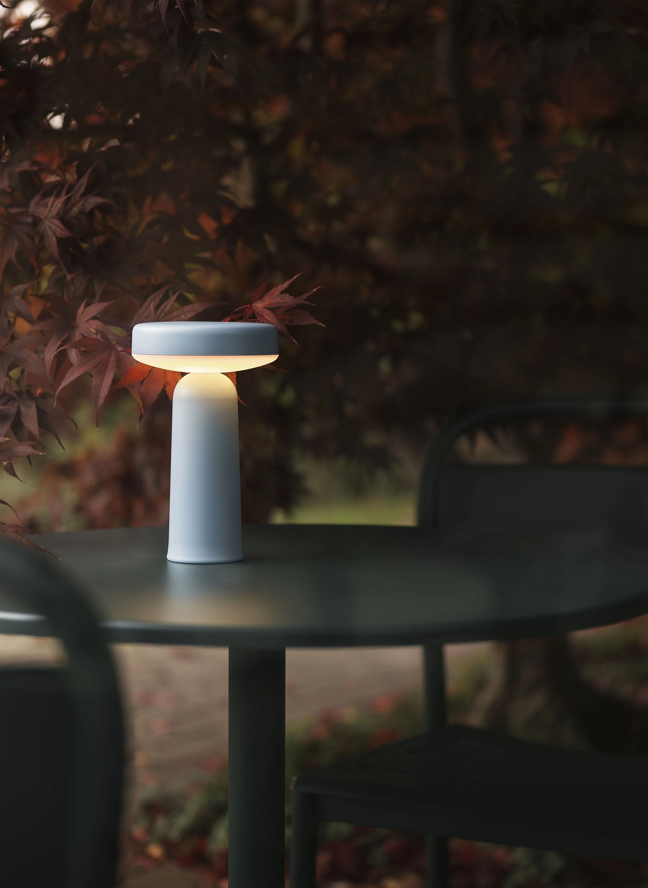MUUTO Tischleuchte EASE