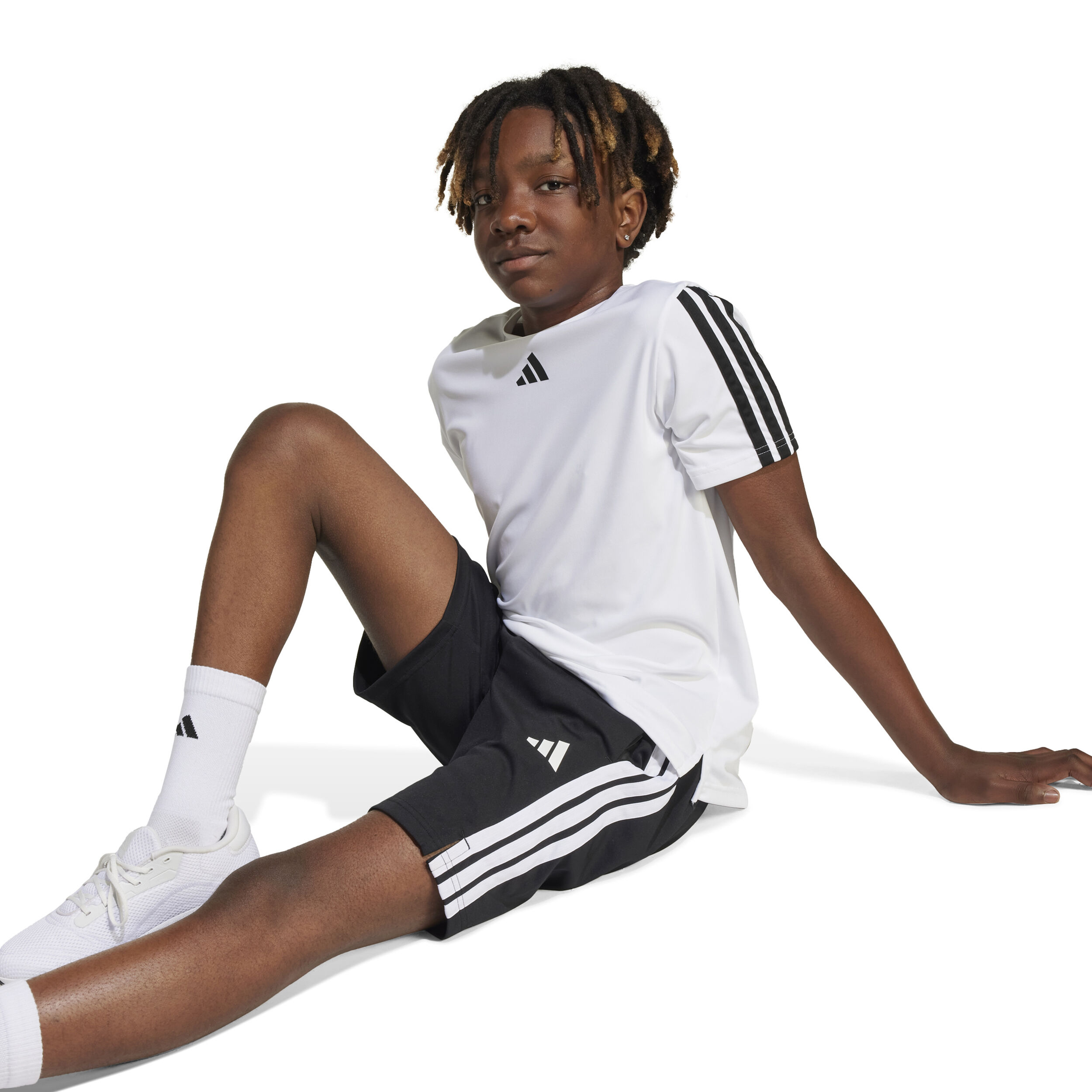 adidas Training Essentials 3 Stripes Shorts Enfants - Noir , Blanc