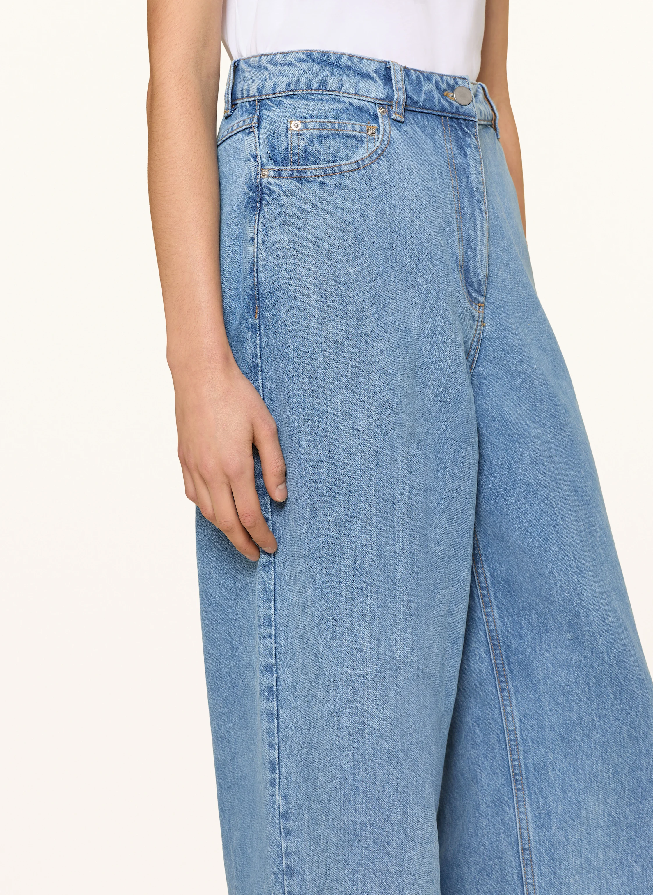 REMAIN Straight Jeans COCOON