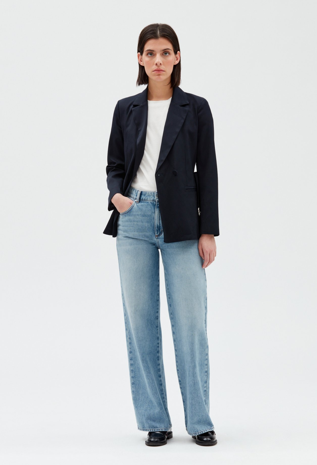 Veste tailleur ceinturee
