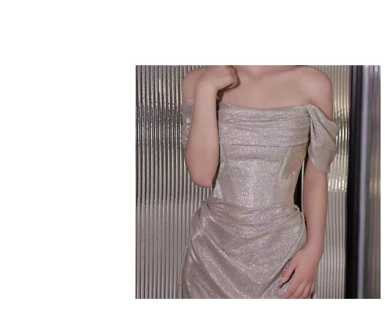Wospe - Mouwloze off-shoulder effen glitter gerimpelde mantel avondjurk