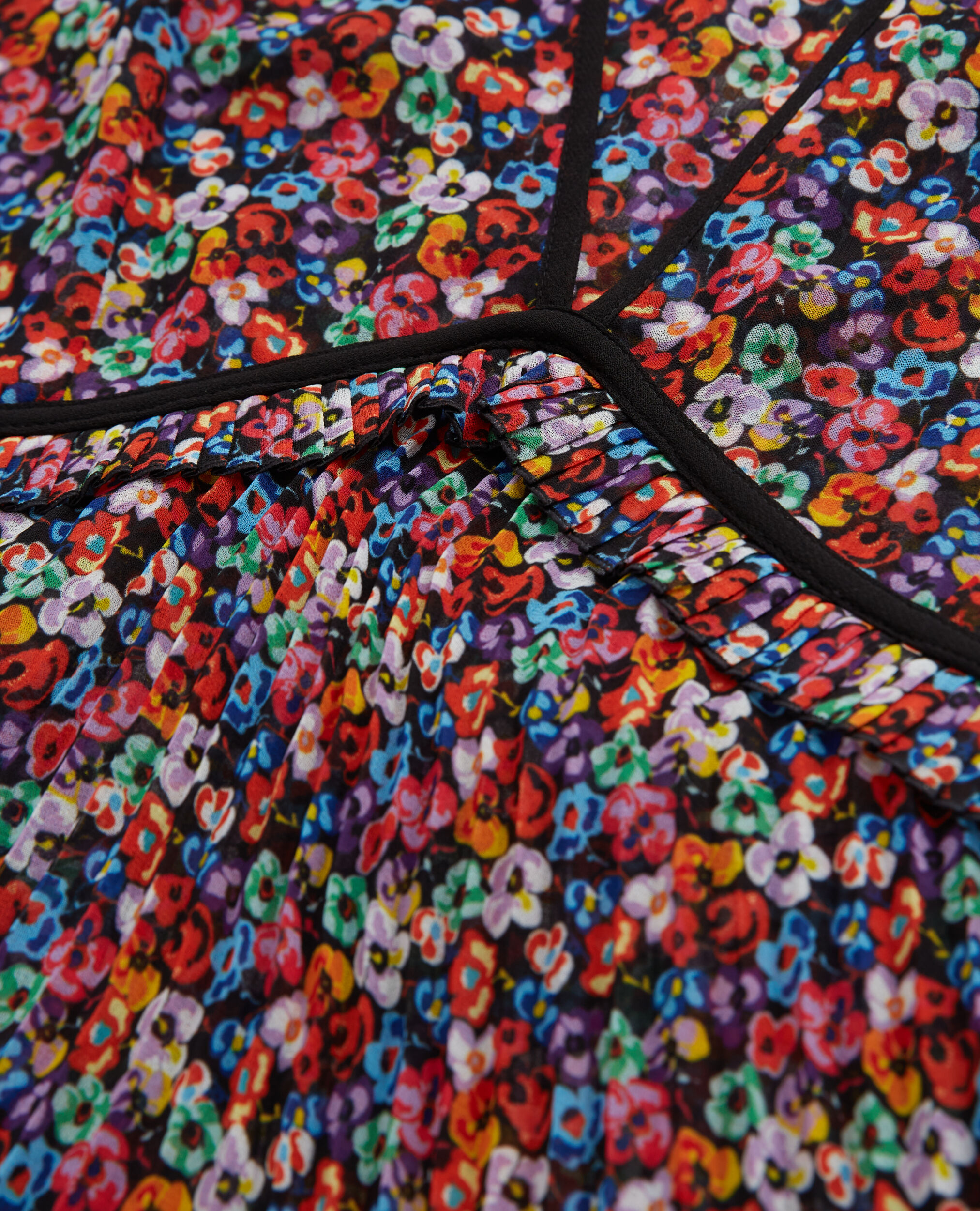 Robe longue multicolore plissée