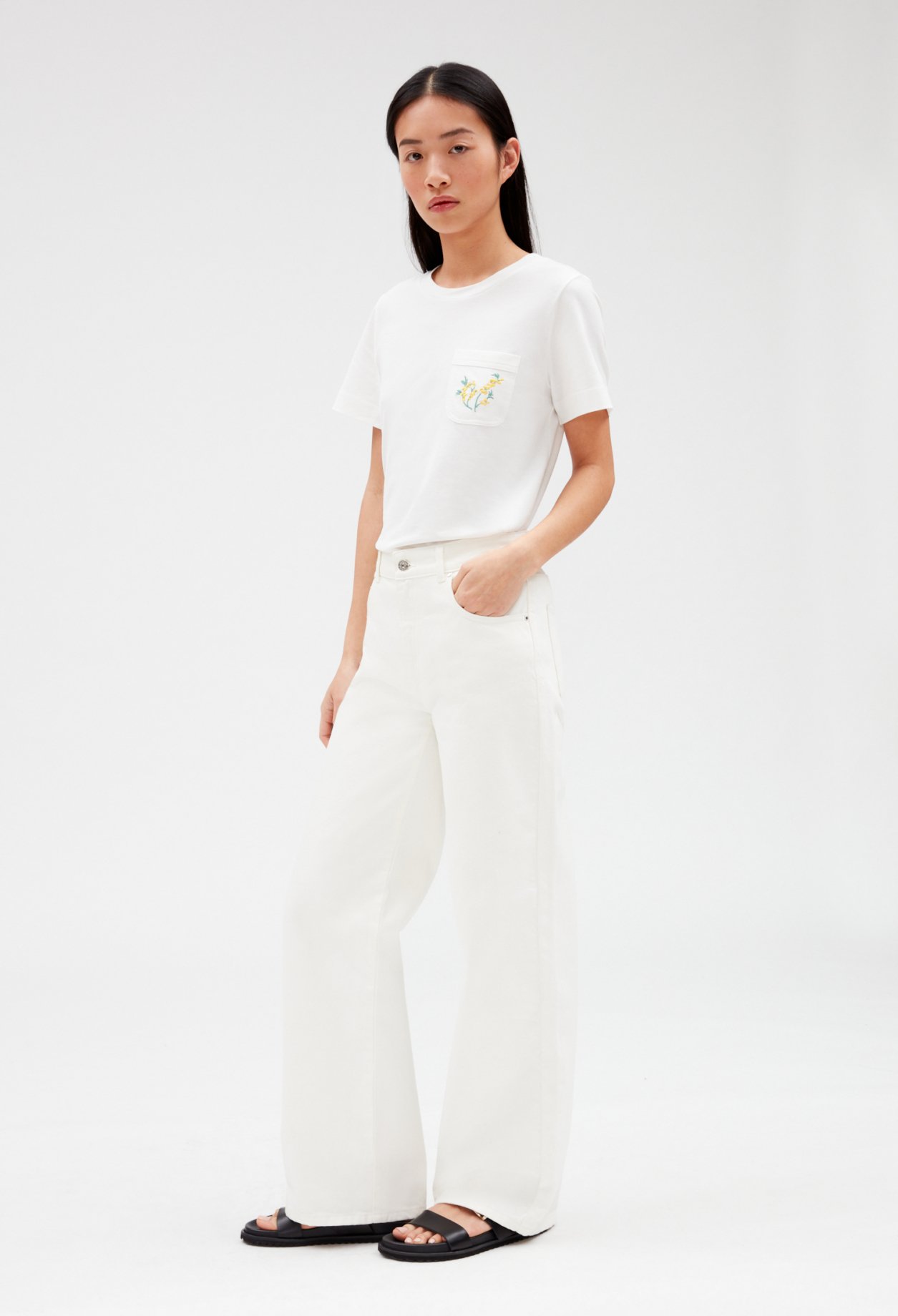 T-shirt poche brodee blanc
