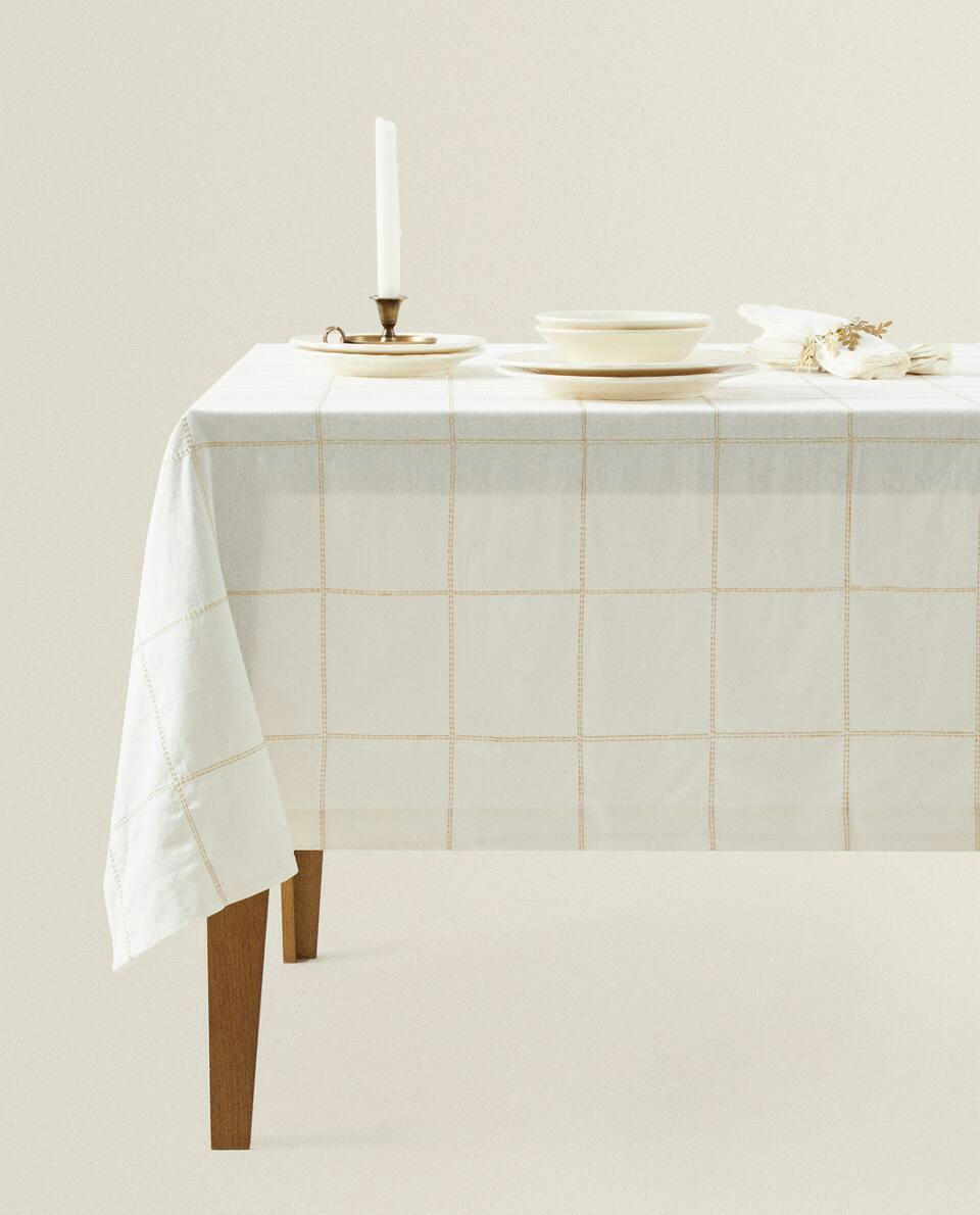 TOALHA DE MESA DE LINHO COM CORRENTE DE NATAL
