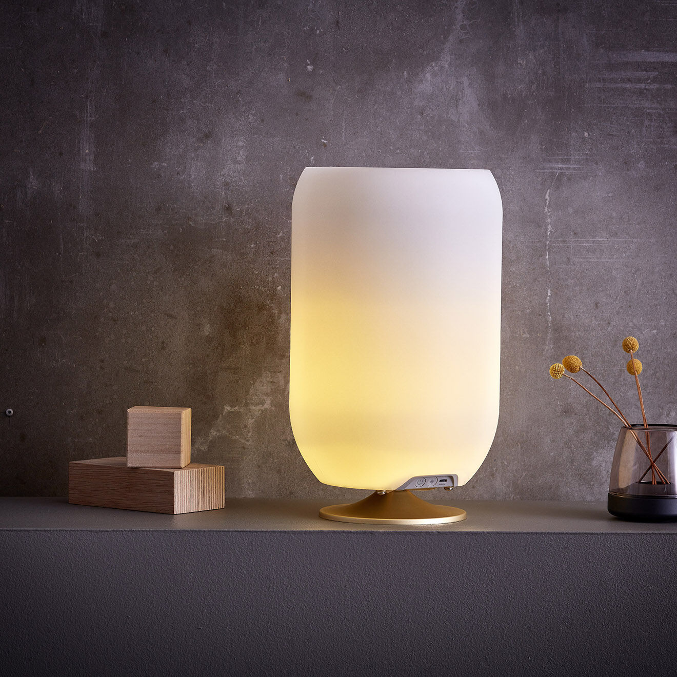Kooduu Lampe Enceinte Bluetooth sans fil Atmos par Jacob Jensen Design laiton - 21.5x21.5x35.3 cm