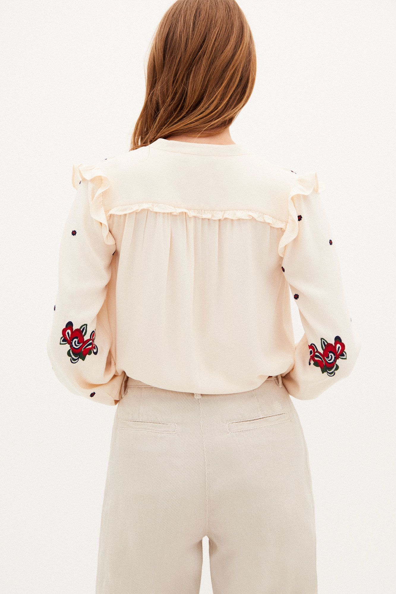 Blusa fluida azul-marinho com bordado - Branca
