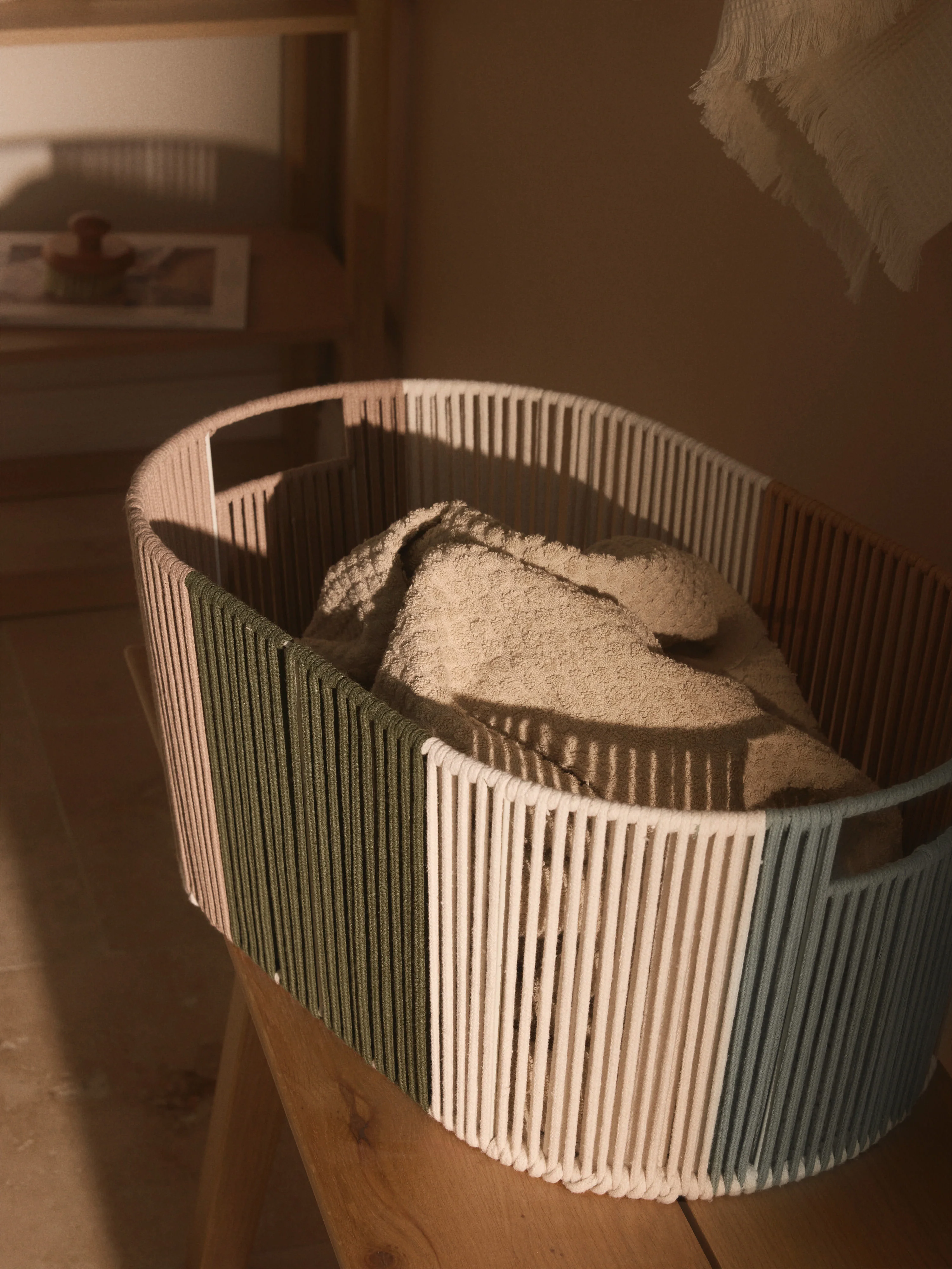 Handgeweven wasmand Gabe van touw