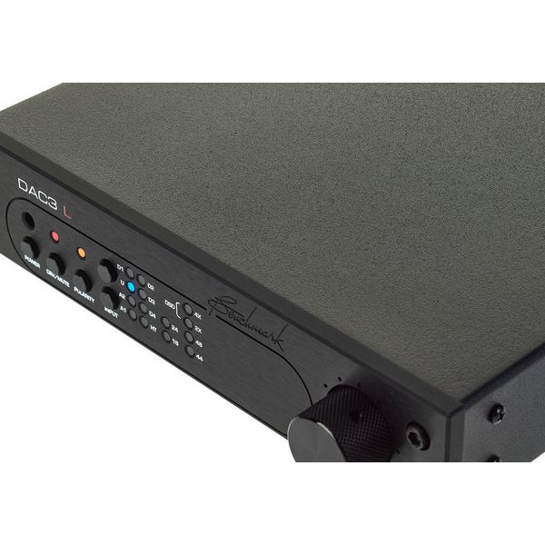 Benchmark DAC3 L Black