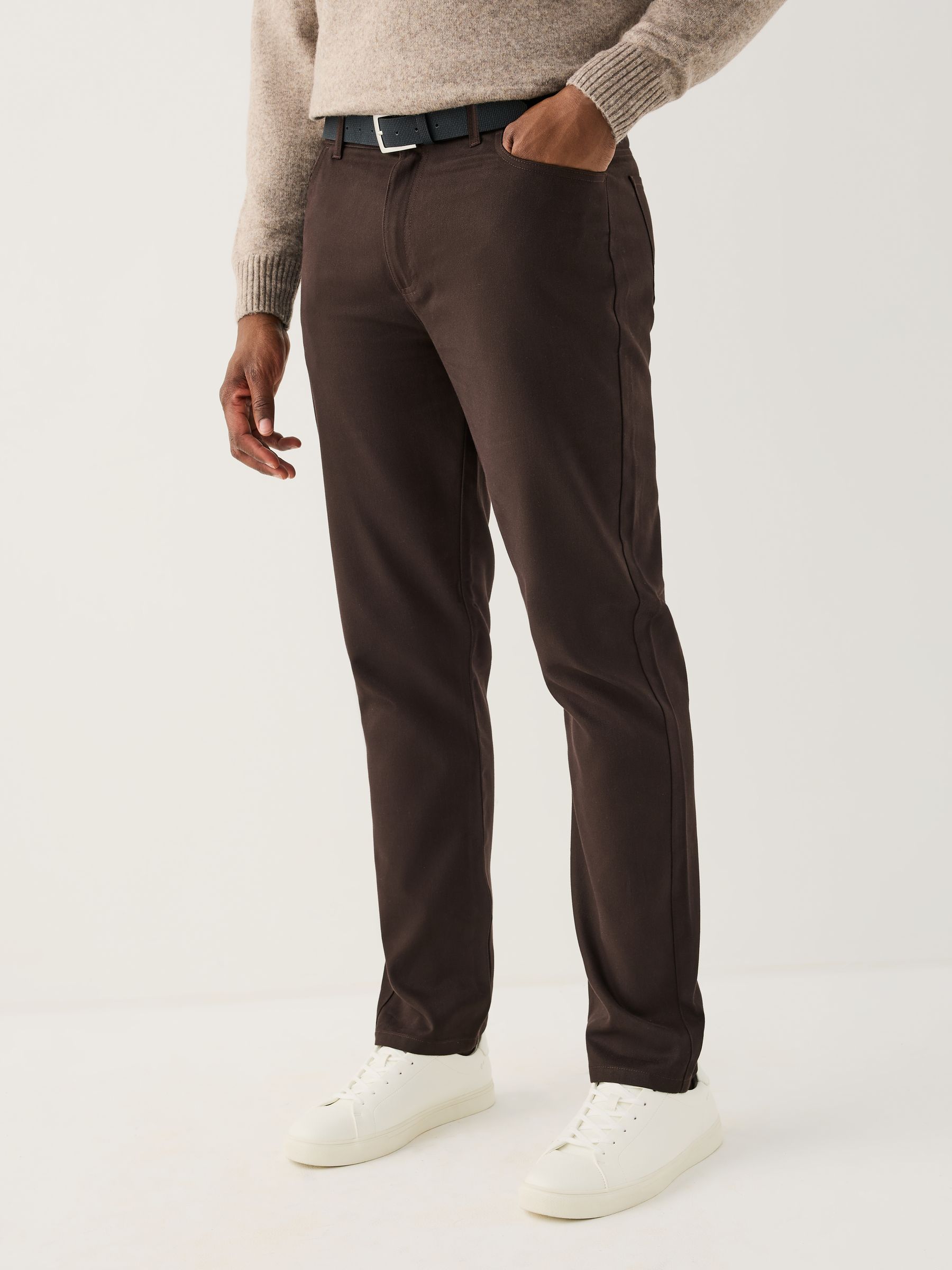 Bruin - Aansluitend - Smart Brushed Cotton TENCEL™ Lyocell Blend Chinos With Belt