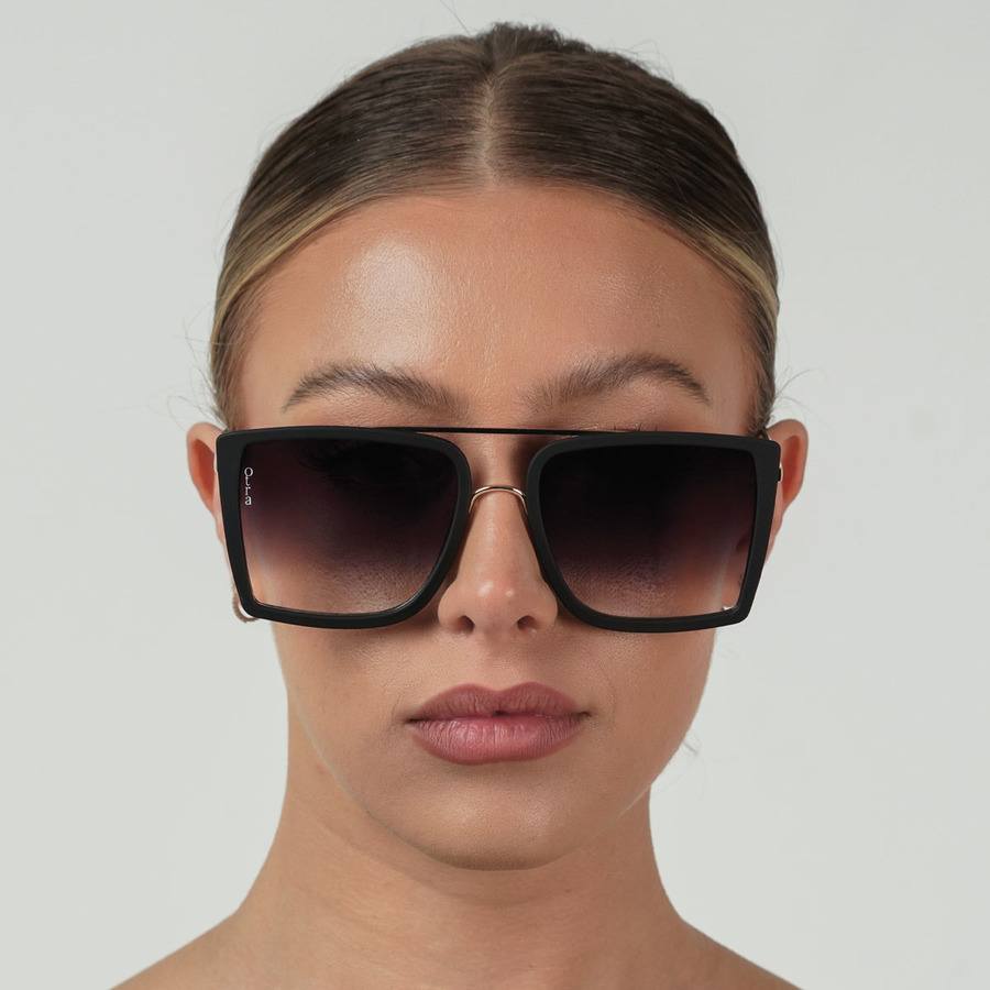 Otra Eyewear Velda Black/Smoke Fade