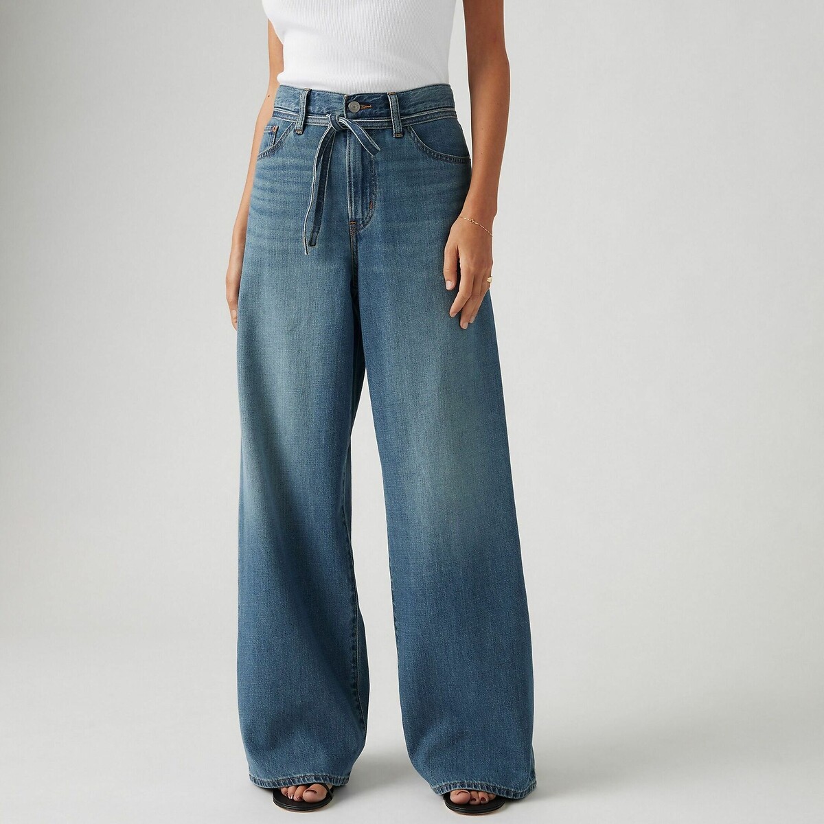 Levi's<br>Calça jeans tamanho XL reta