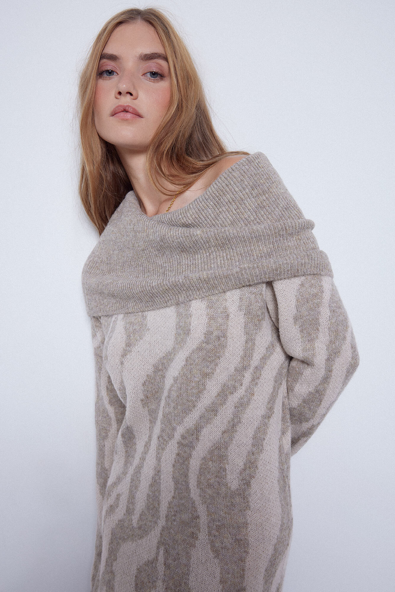 Vestido de malha jacquard com estampa de zebra