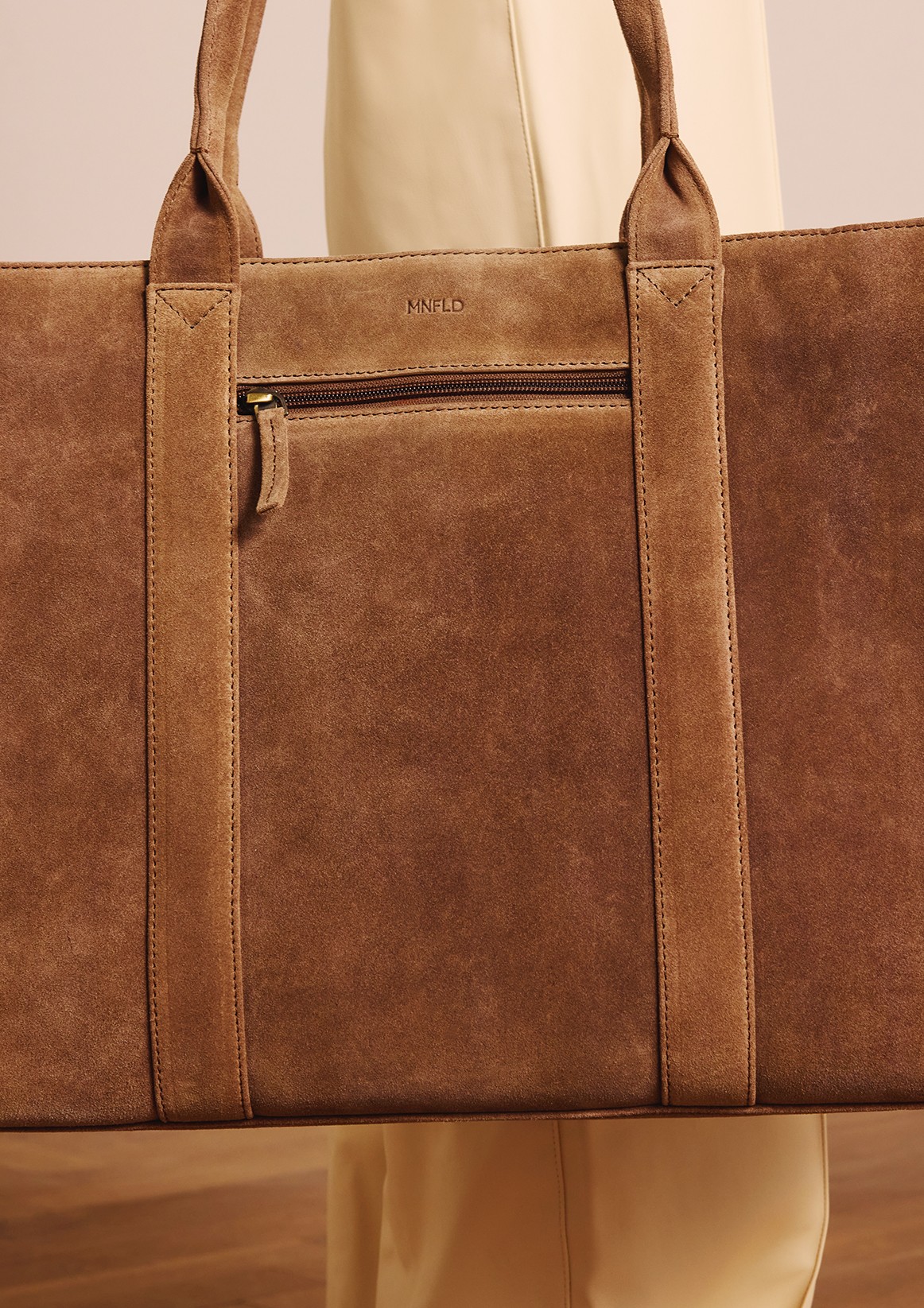 18 inch taupe suède shopper