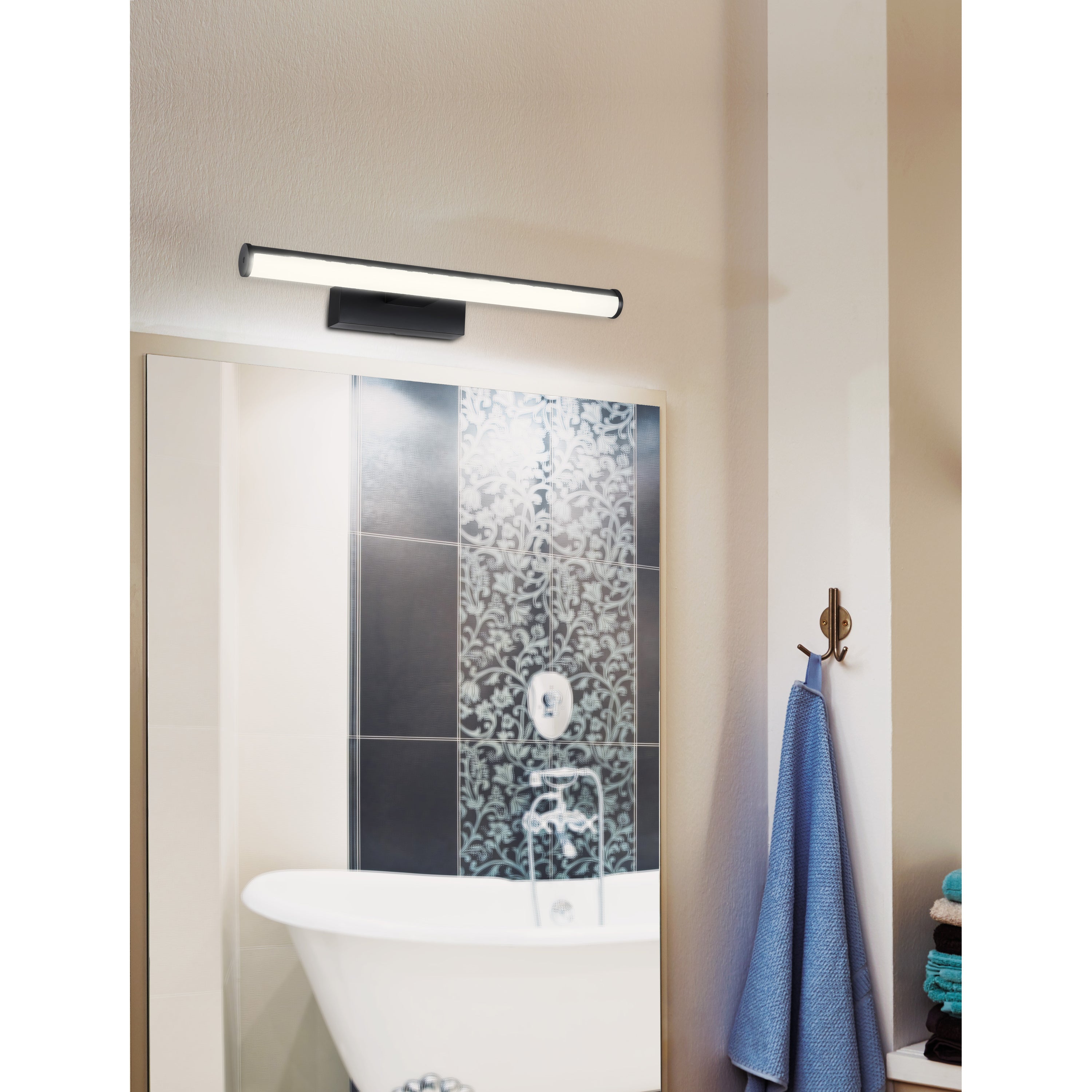 EGLO Vadumi Spiegellamp - LED - 40 cm - Zwart