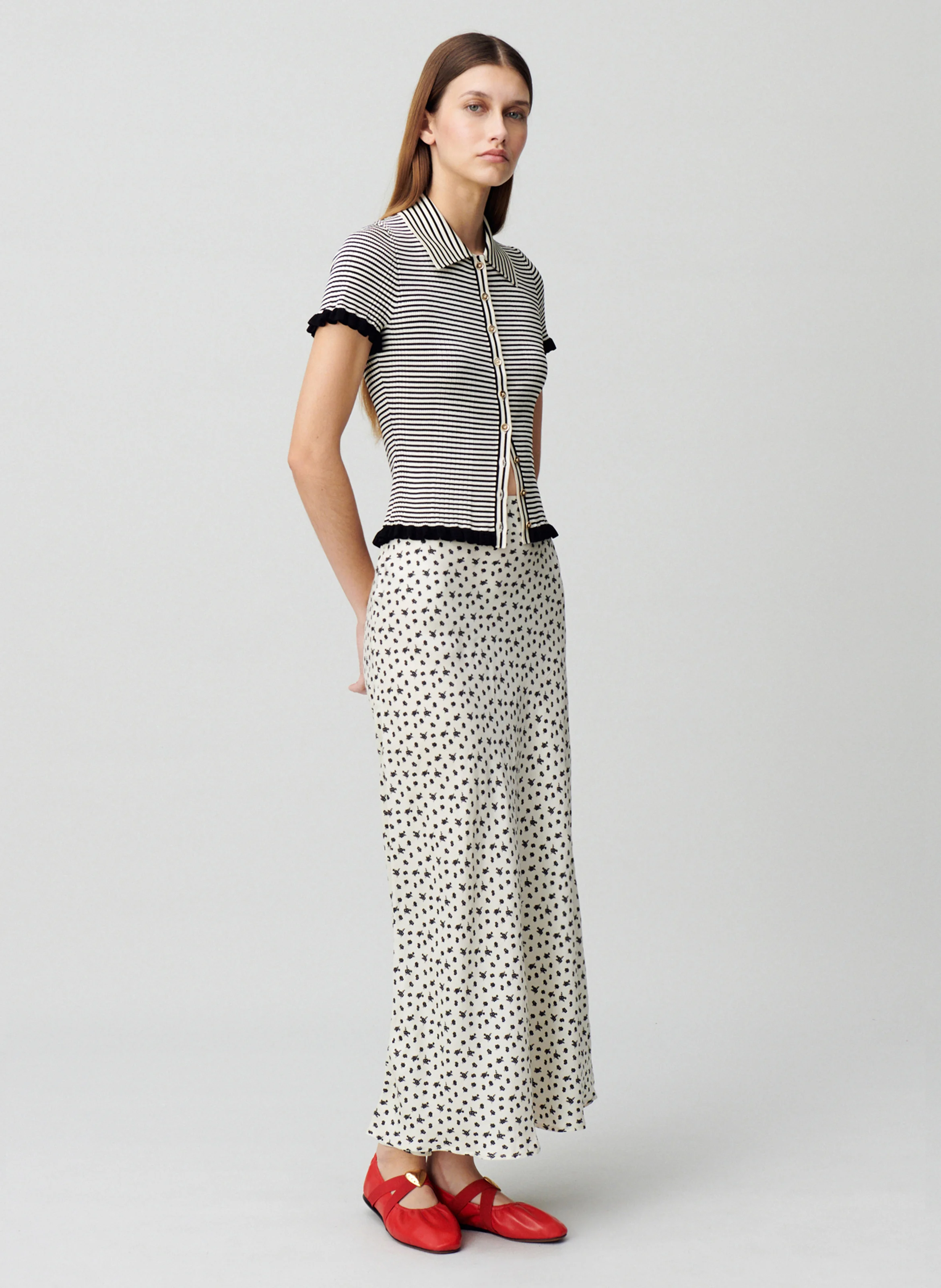 Top moulant col classique| Blanc