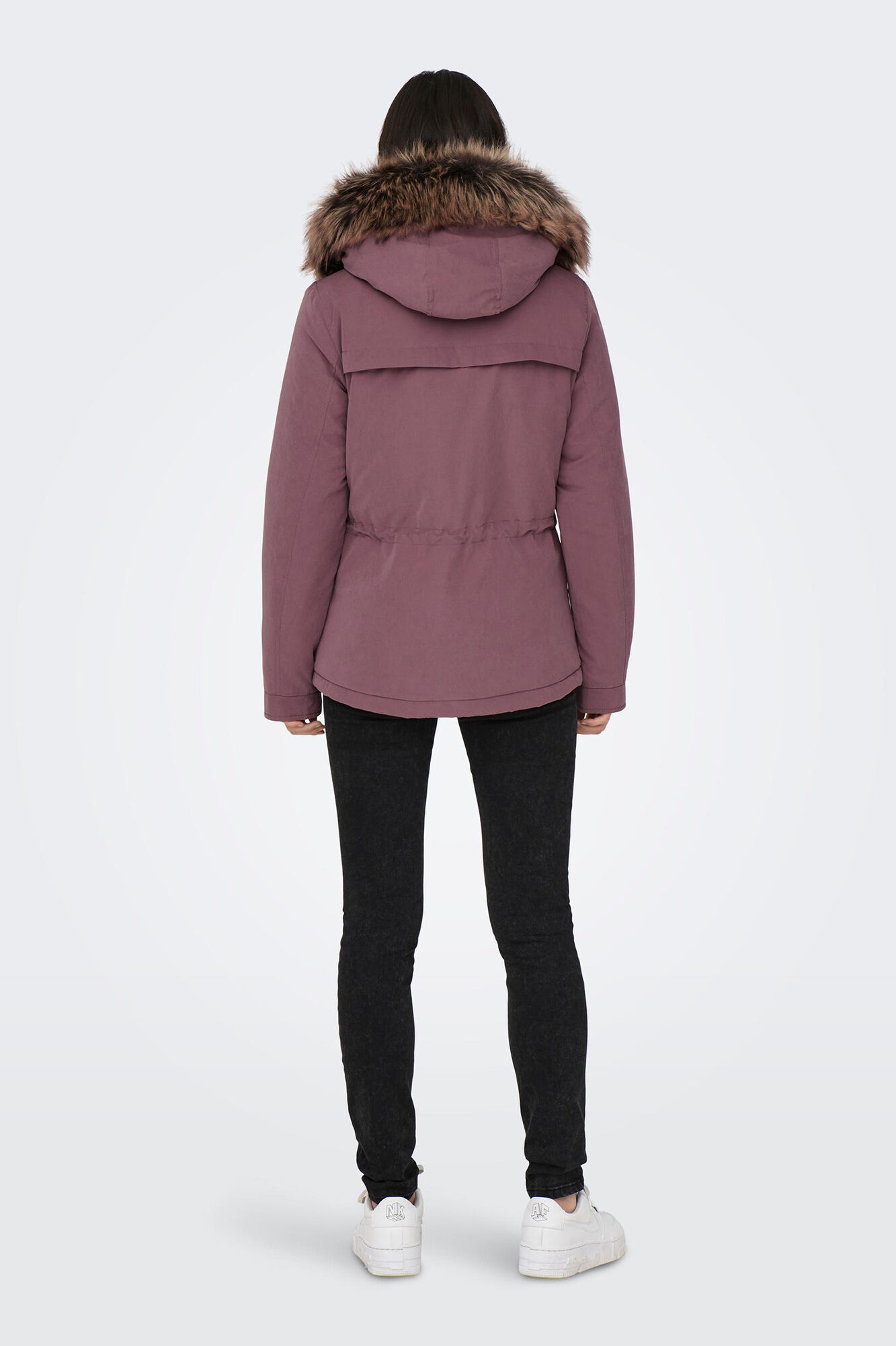 Parka com capuz
