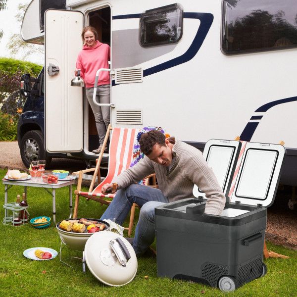 Outsunny Frigorífico e Congelador de Compressor Portátil 45L - C00-029V91