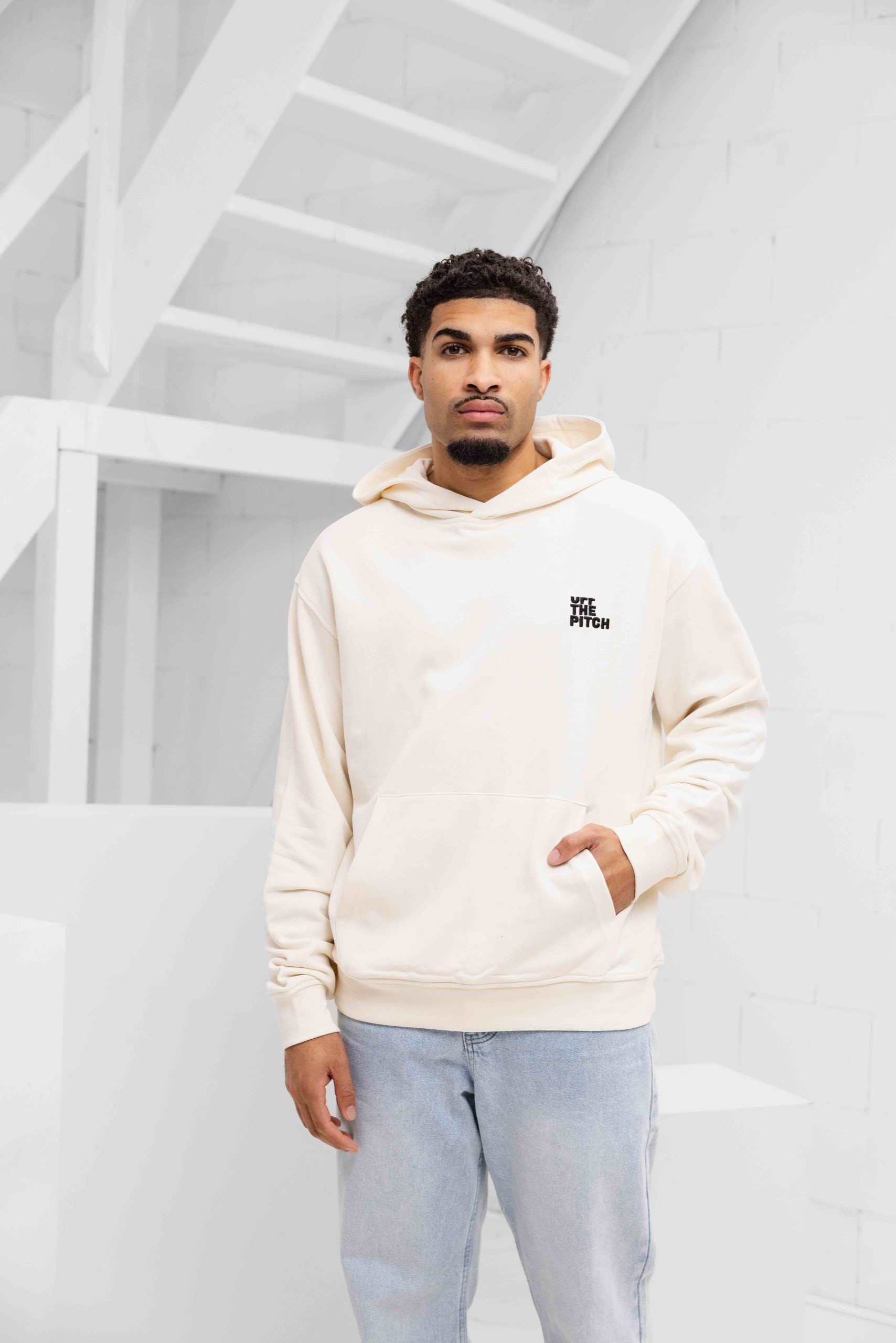 Off The Pitch Full Stop Hoodie Heren Gebroken Wit