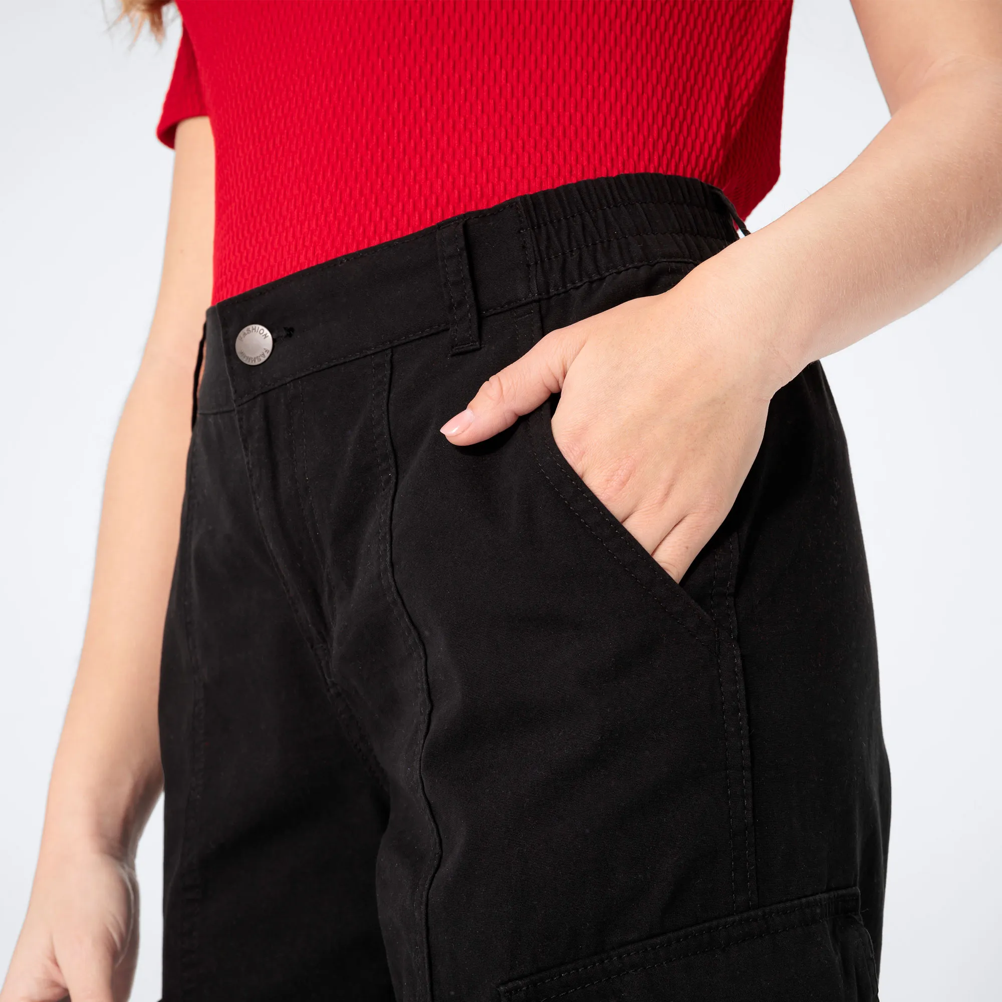 Damen-Hose mit 2 Cargo-Taschen