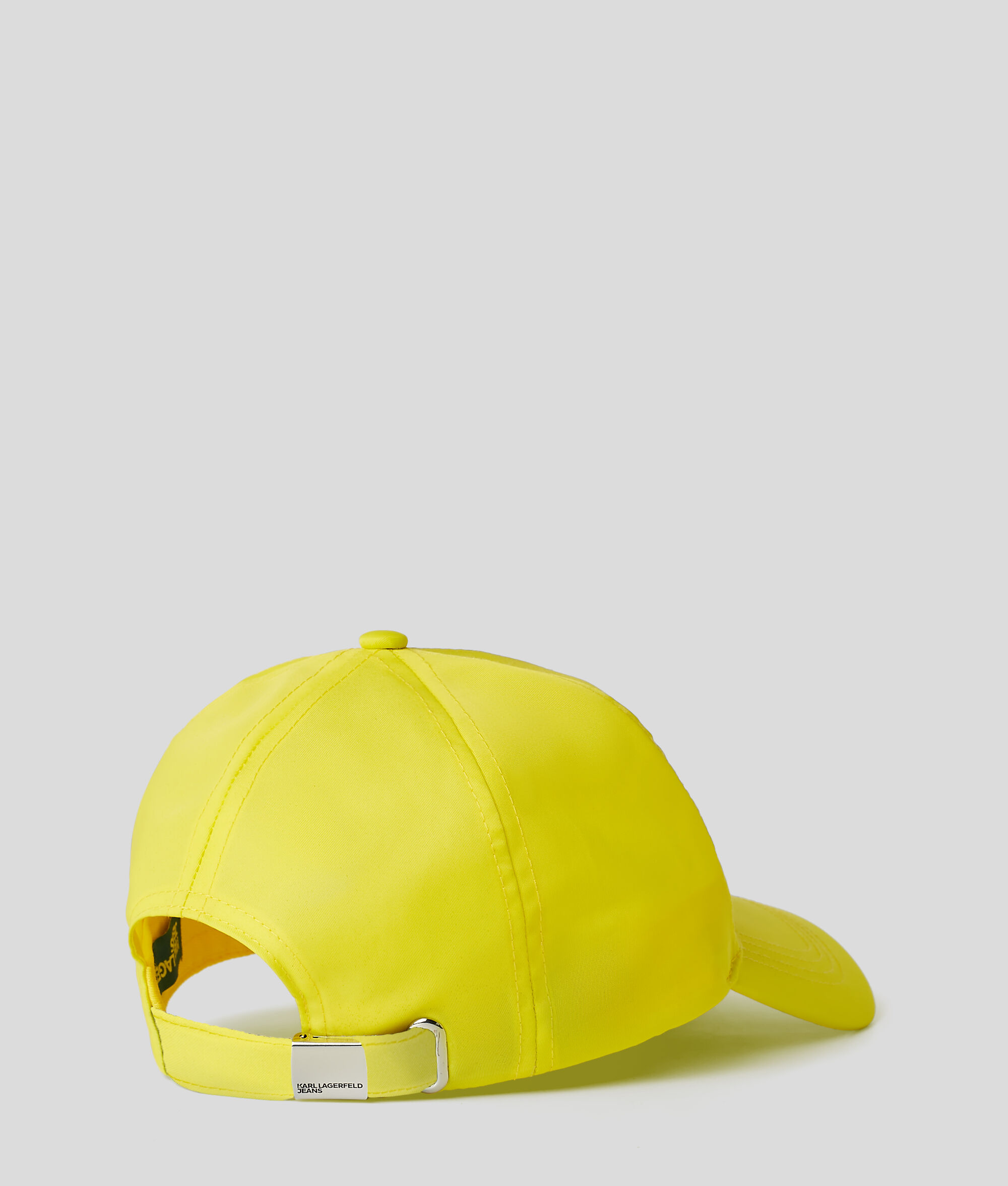 Casquette avec écusson à logo KLJ