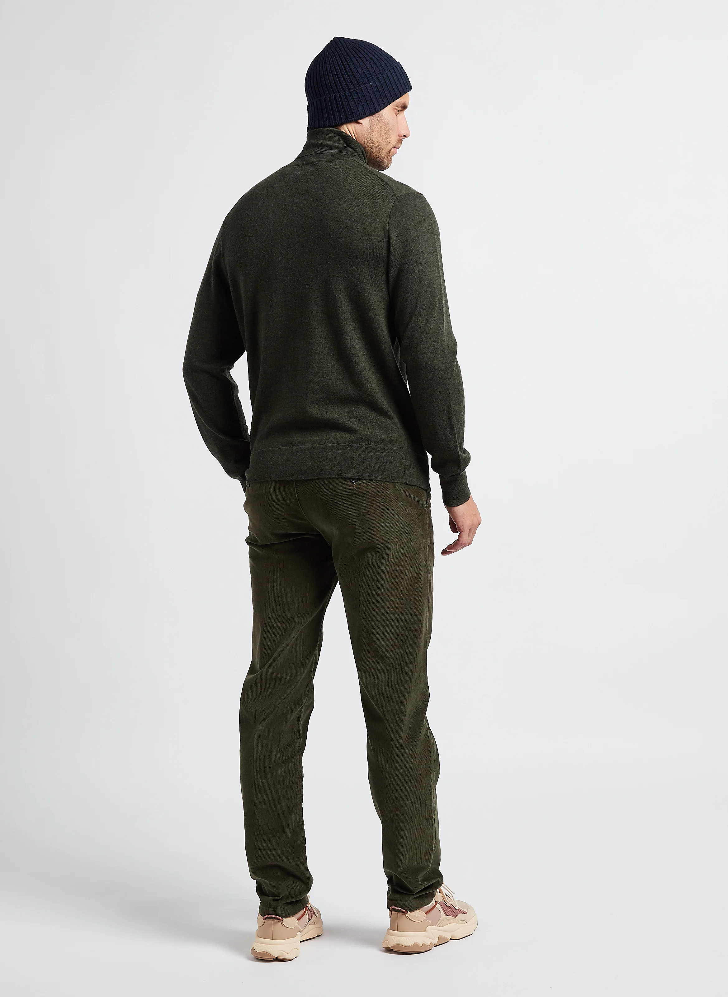 Pantalon droit en velours de coton bio mélangé | Vert
