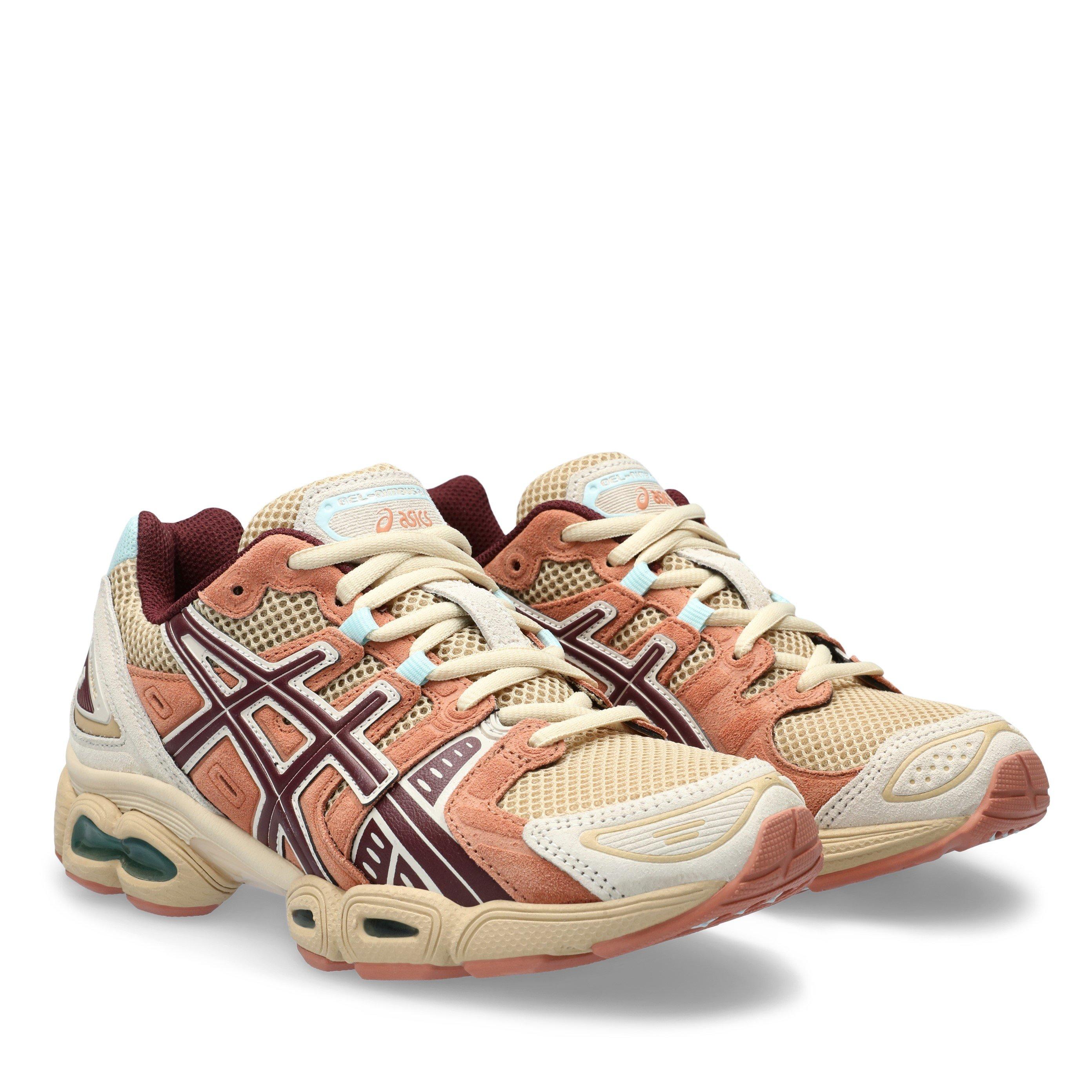 Asics Asics Gel-Nimbus 9 Low-Top Trainers Womens