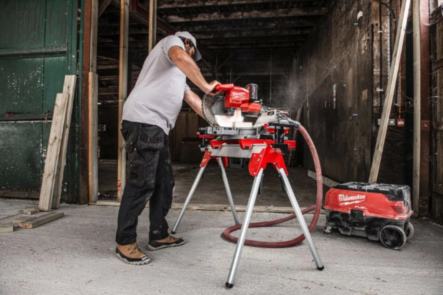 Milwaukee M18 FMS254-0 18V Li-Ion accu afkortzaagmachine body - 254 x 30mm