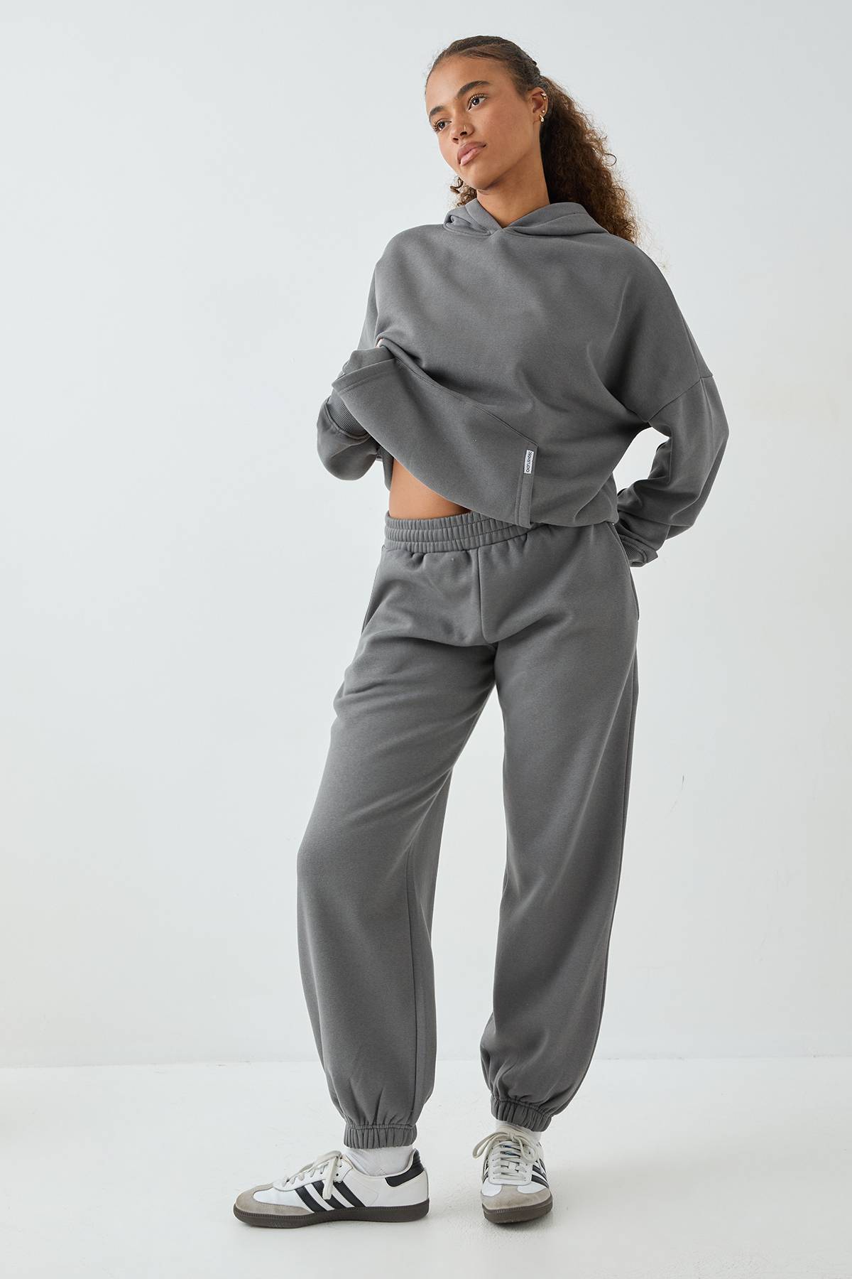 Jogging Oversize à Poignets DSGN Studio