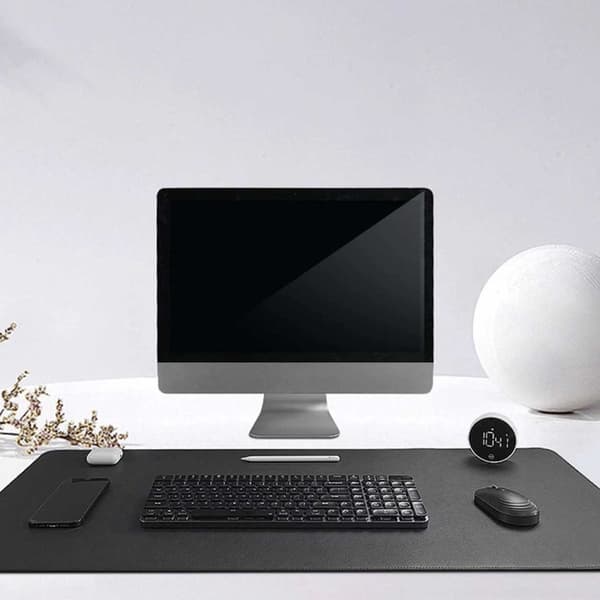 Skrivebordsmatte svart PU 60x30cm