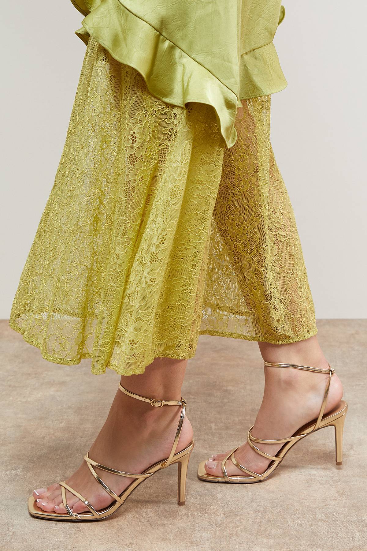 Oasis Sandales à Talons Aiguilles Hauts Dyani en synthétiquecuir Multi-Sangles