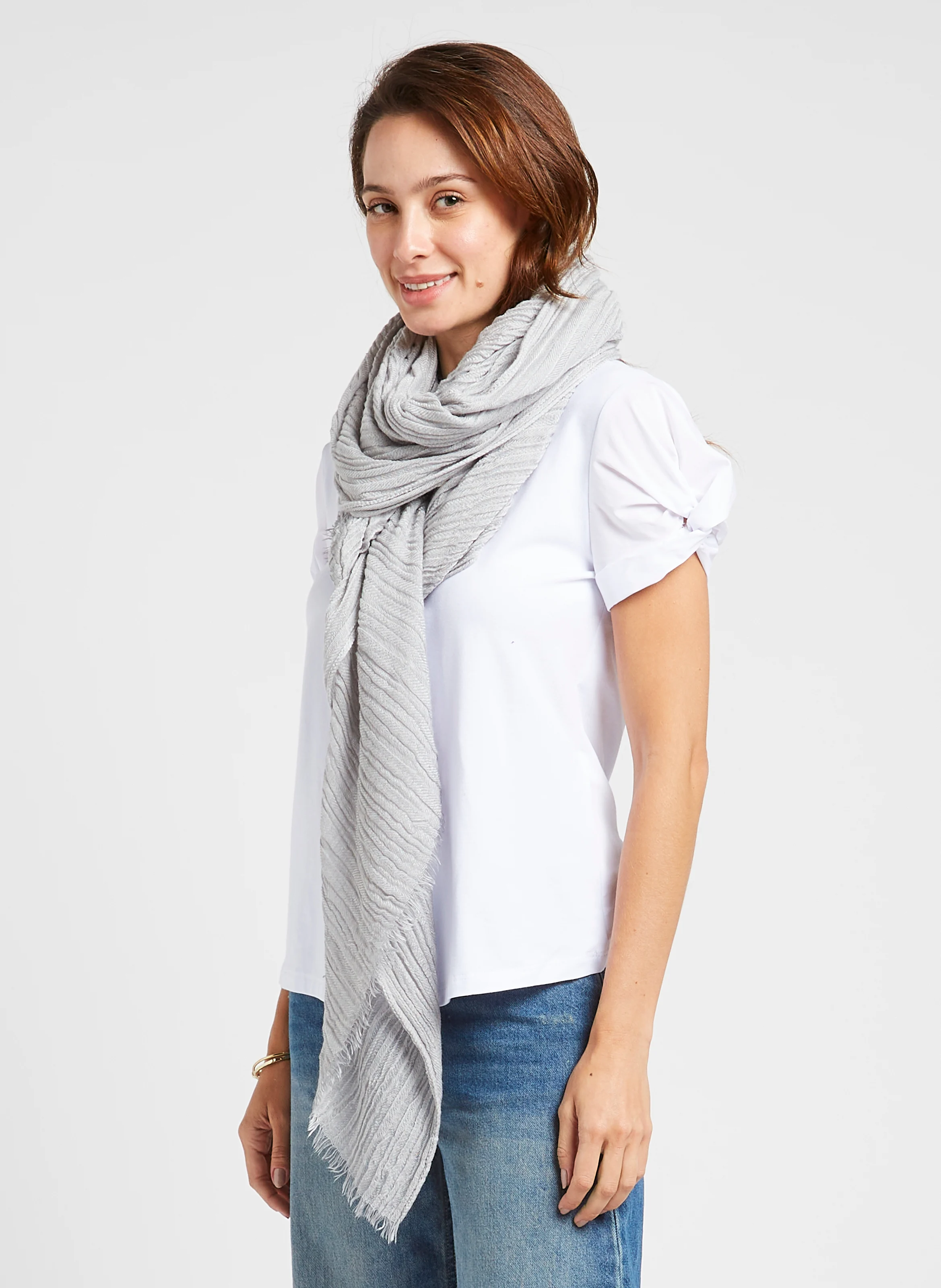 FATISTREET - Foulard texturé à bords effilochés | Gris