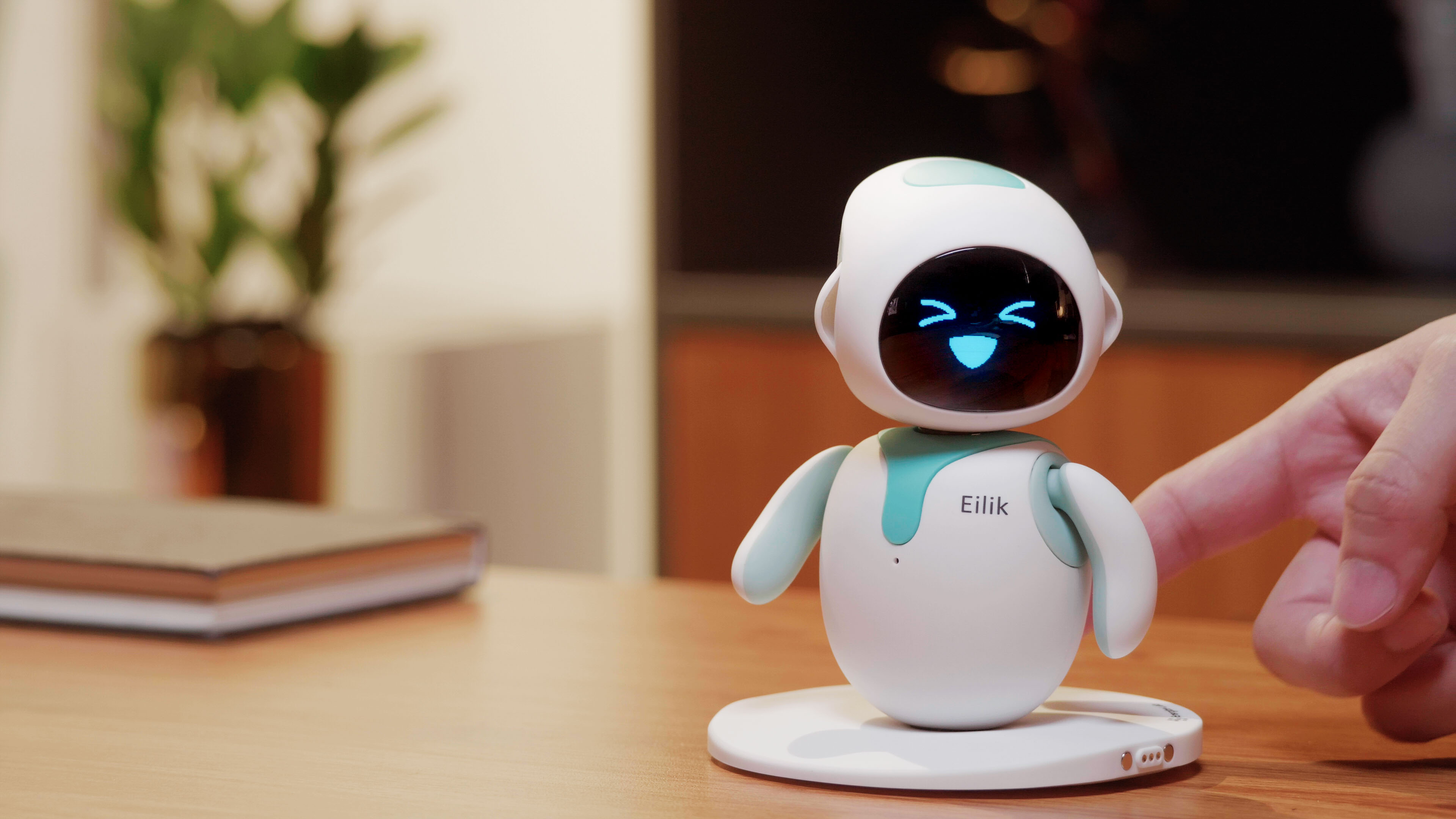 Eilik Der kleine Desktop Begleiter Bot mit unendlichem Spass - Rosa