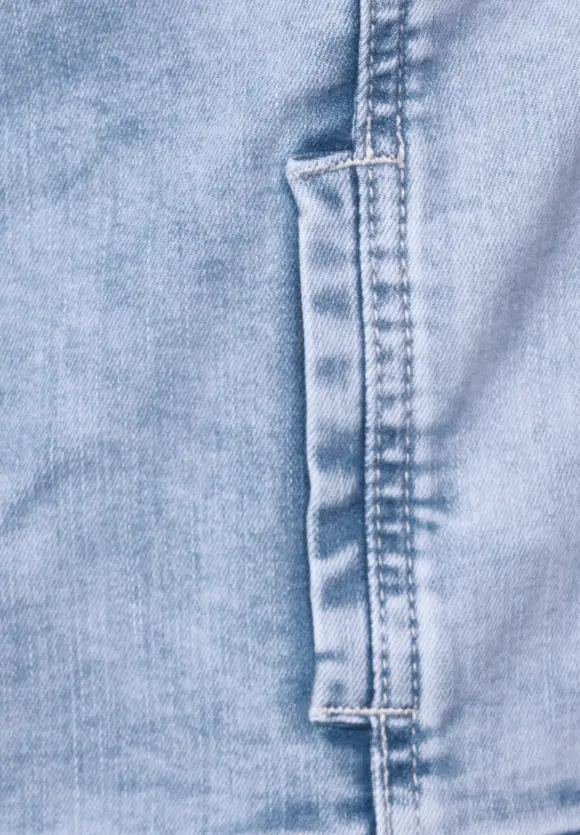 Hellblaue Jeansjacke - heavy bright bleach
