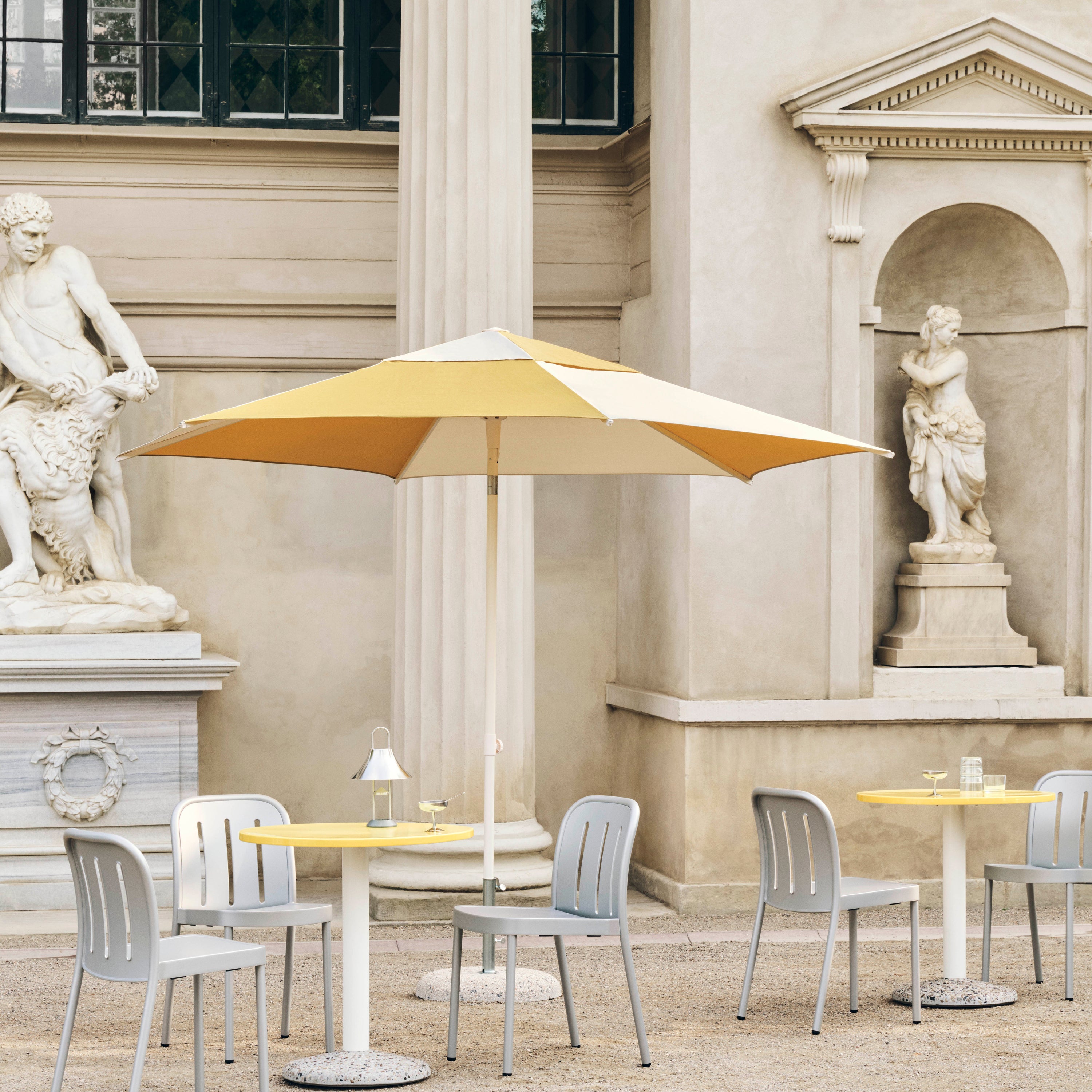 HAY Terrazza Parasol Zeshoek - Okergeel