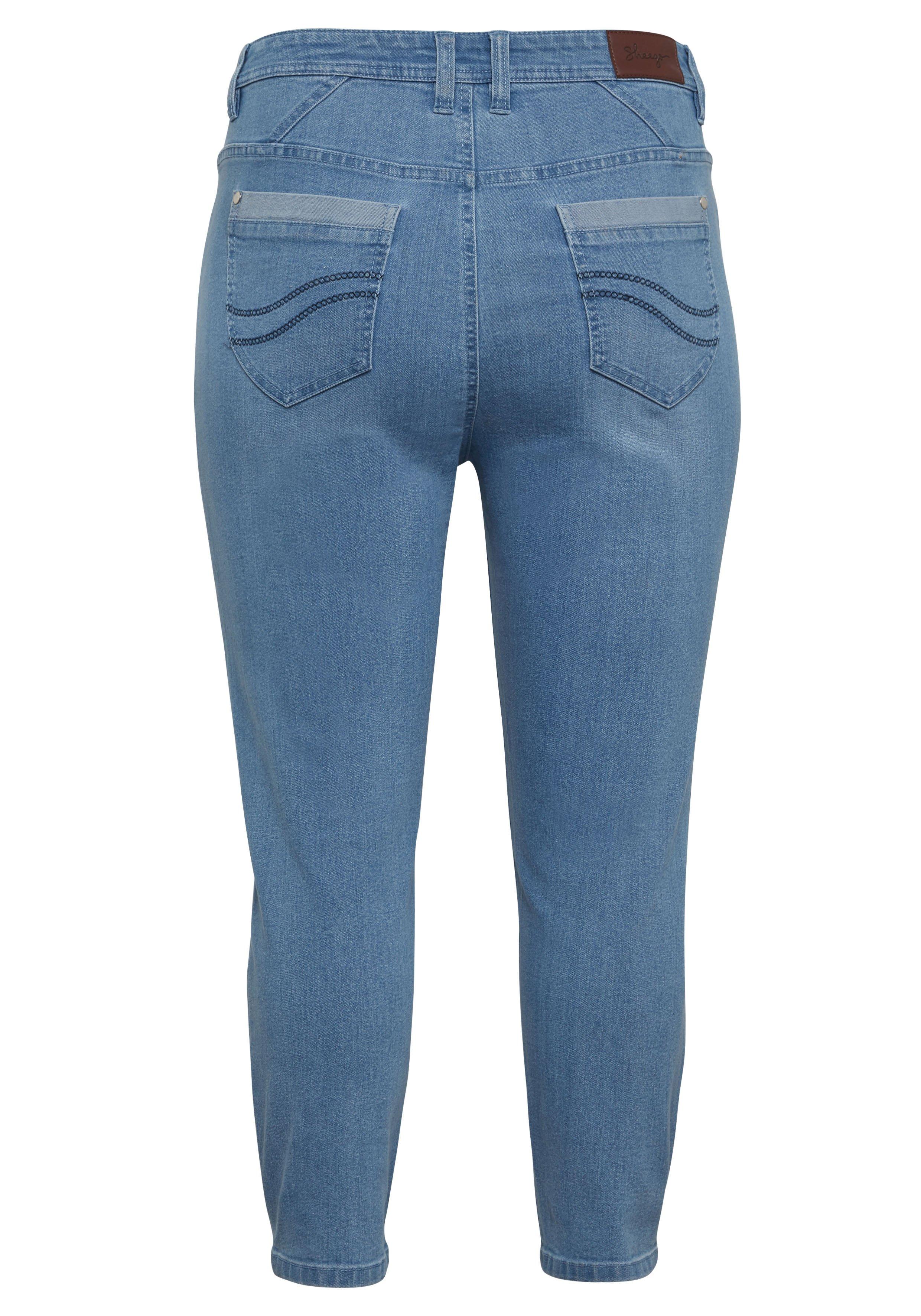 Skinny Jeans in 7/8-Länge, mit Stickerei vorn