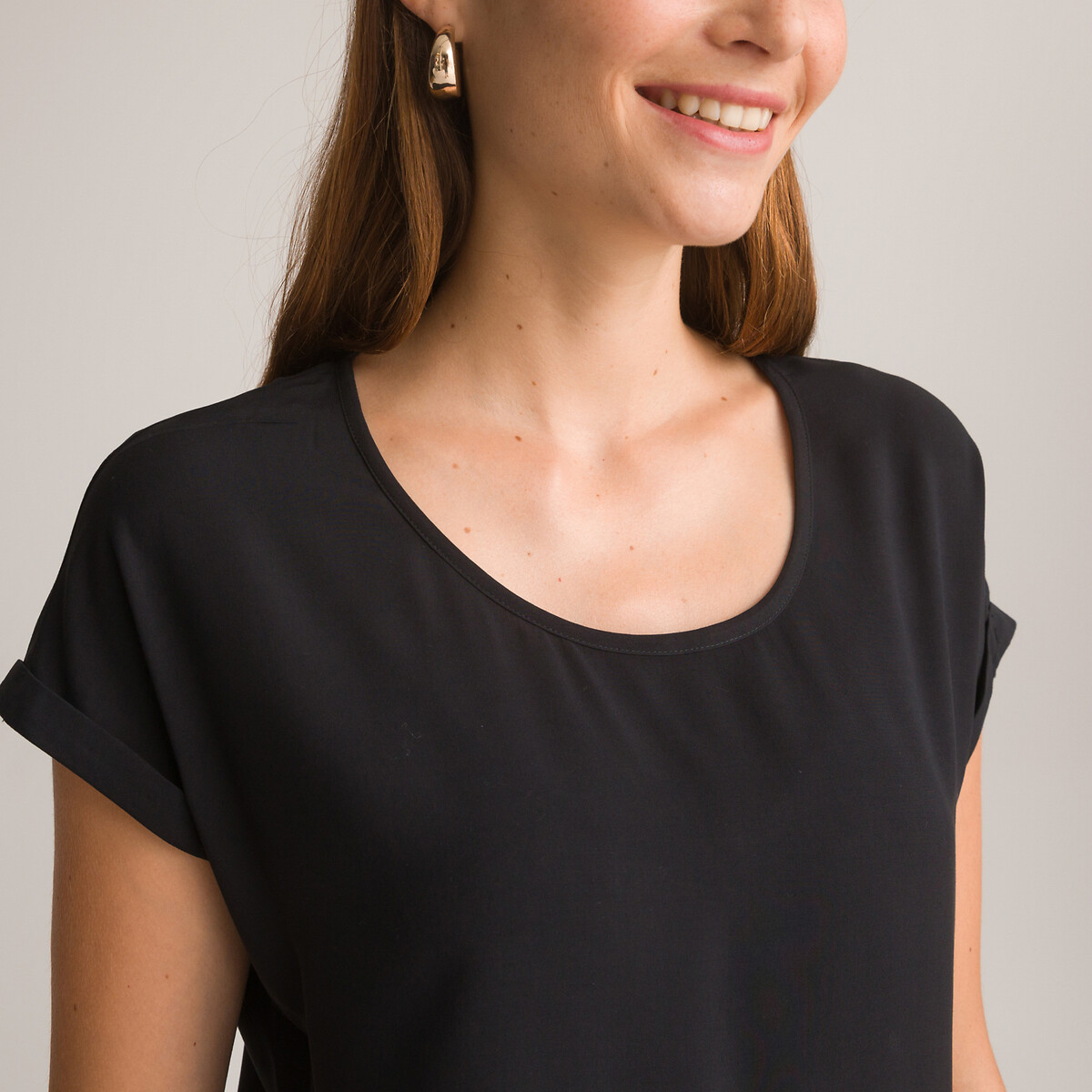 ANNE WEYBURN<br>Túnica com decote redondo, sem mangas