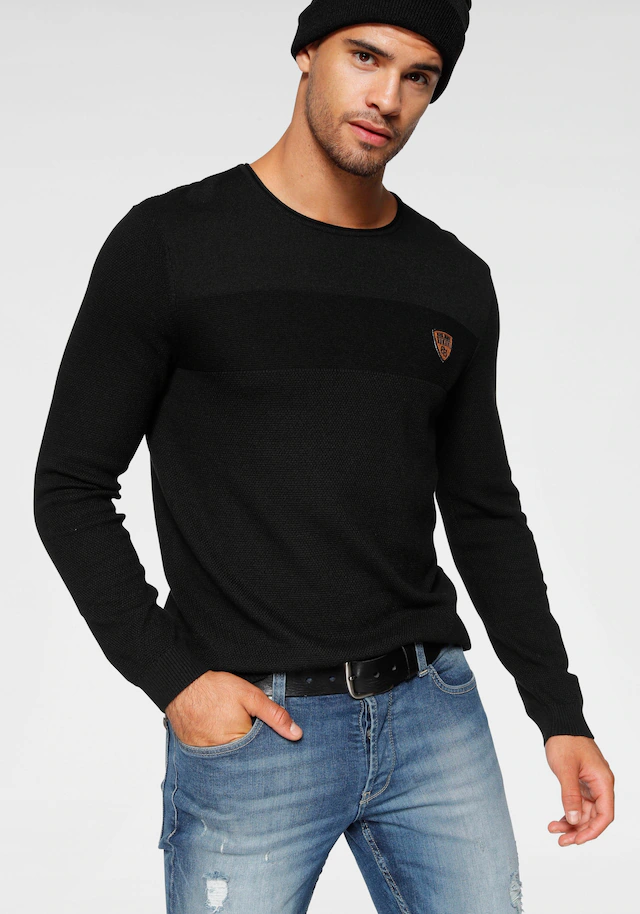 Bruno Banani Rundhalspullover , in modischer Strickoptik