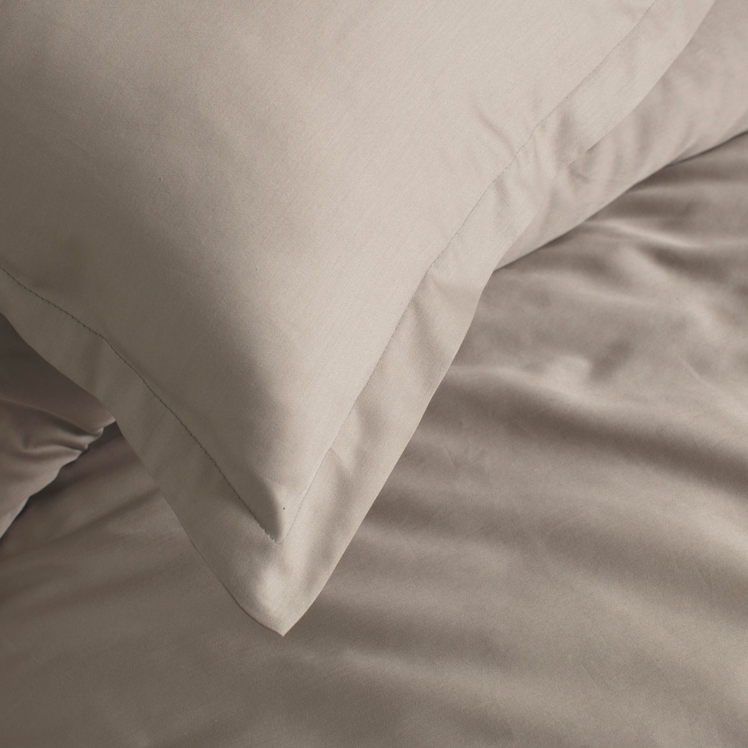 Cinderella dekbedovertrek Satijn - 200x200|220 cm - Taupe