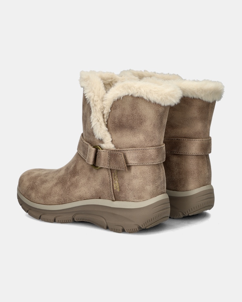 Skechers Hands-Free Slip-Ins Easy Going Rits- & gesloten boots  - bruin