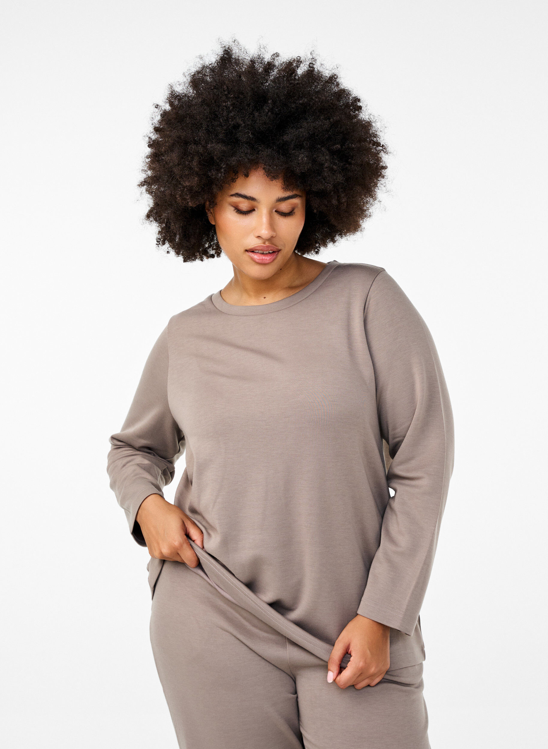 Bluse i modalmix med rund hals