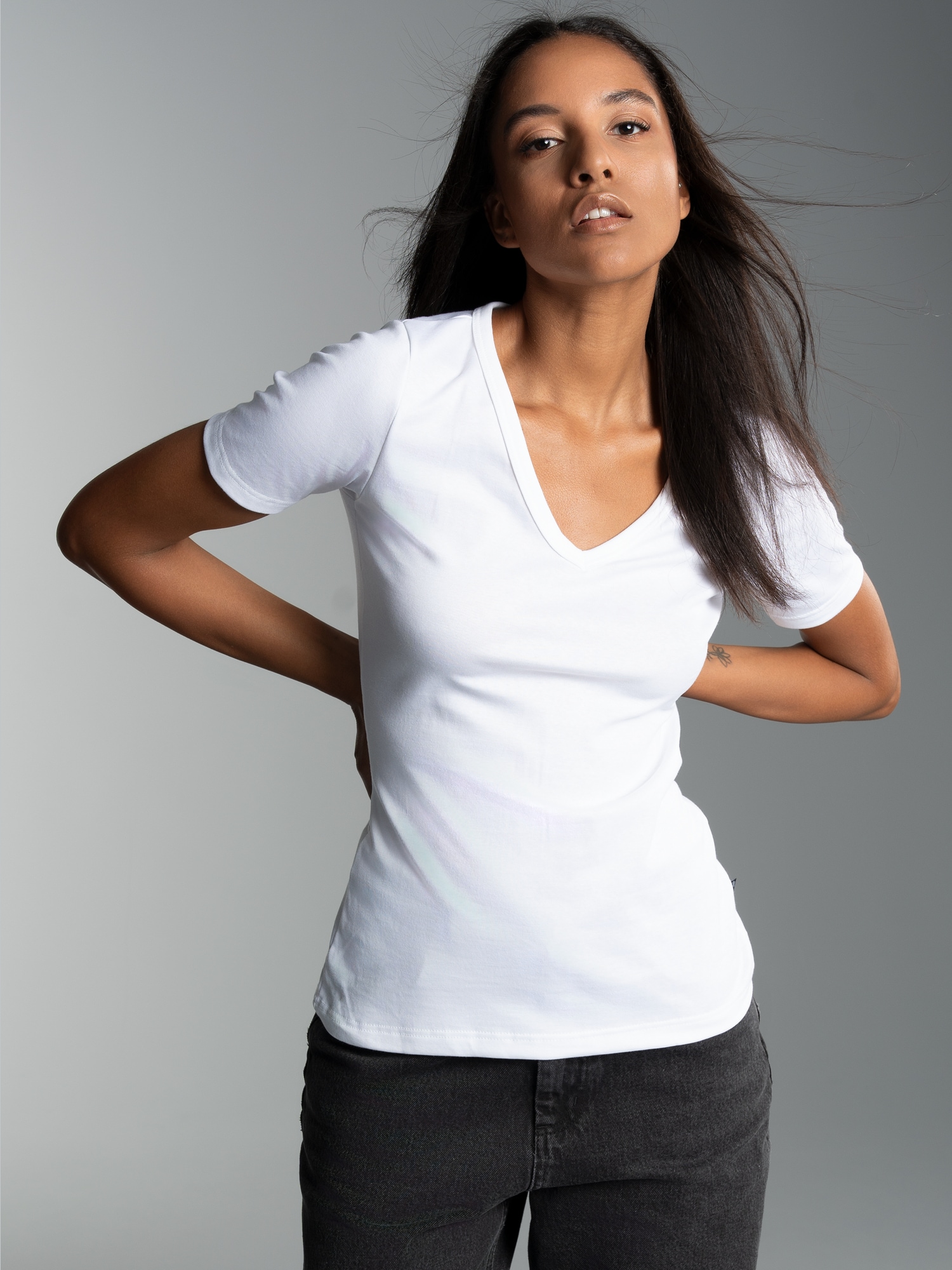 V-Shirt aus Baumwolle/Elastan Weiss