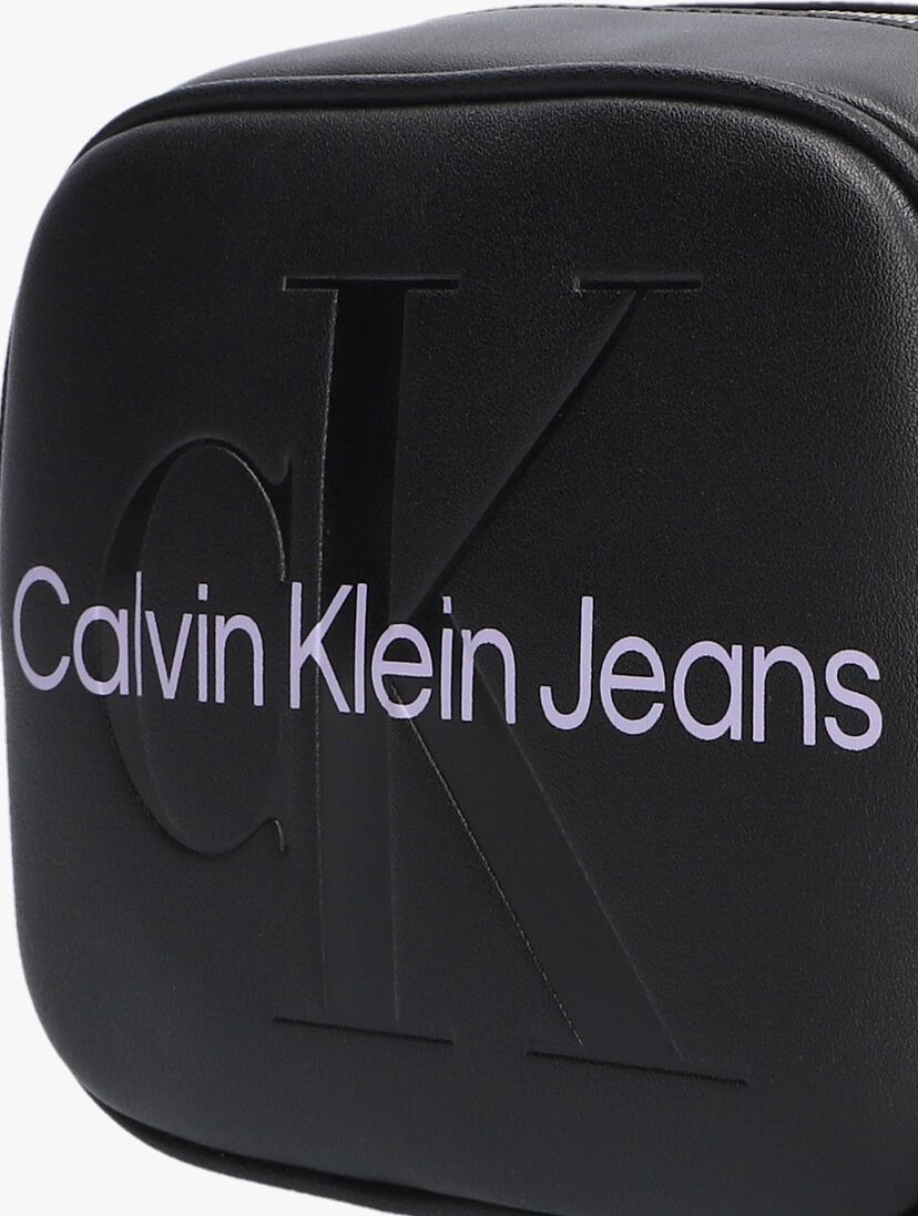 CALVIN KLEIN zwarte calvin klein schoudertas sculpted camera bag1