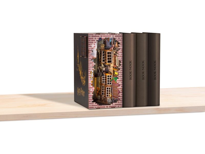 Revell Bausatz Diagon Alley Harry Potter Holzbausatz mit LED-Beleuchtung und Berührungssensor
