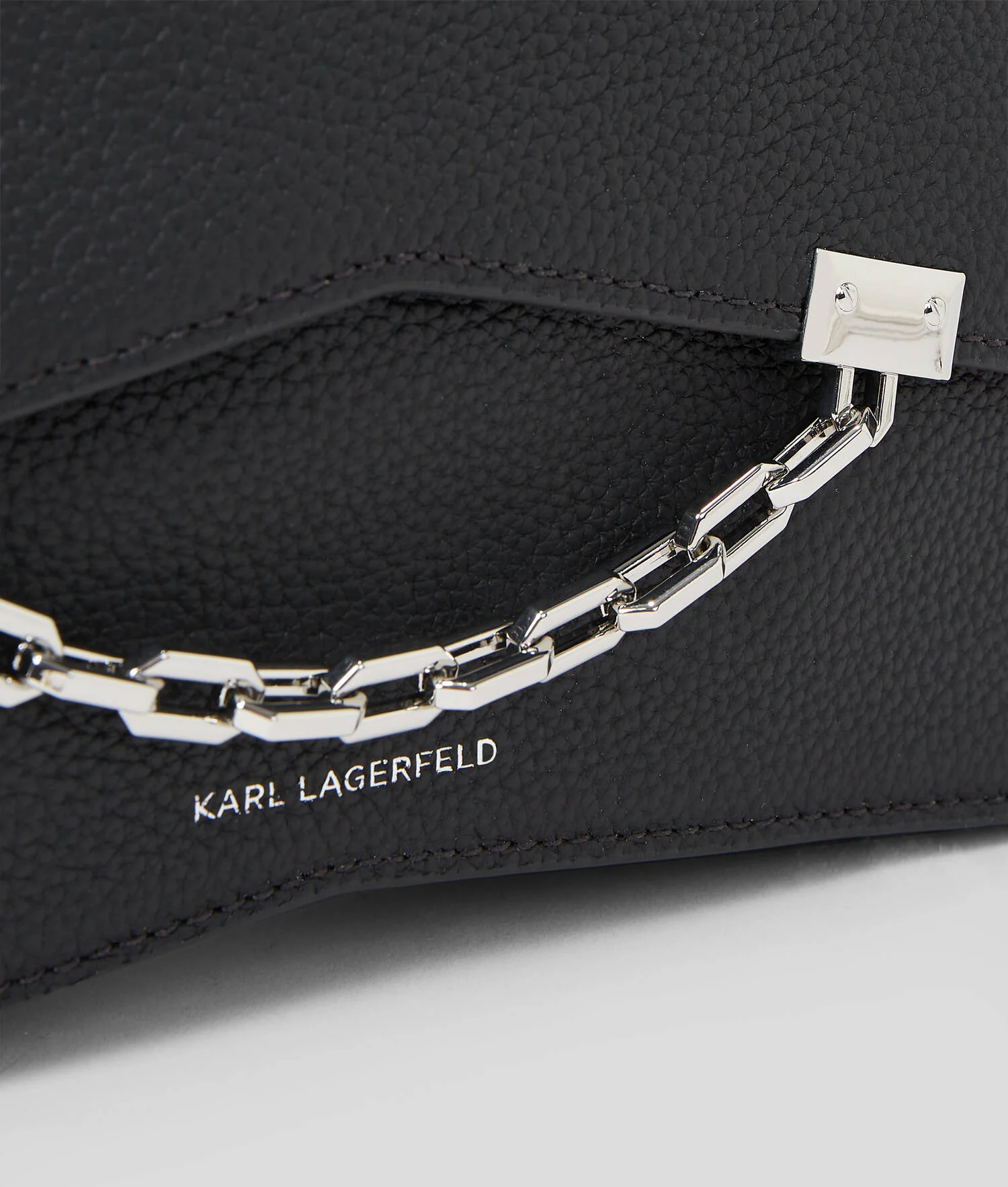 PETIT SAC BANDOULIÈRE EN CUIR GRAINÉ K/SEVEN