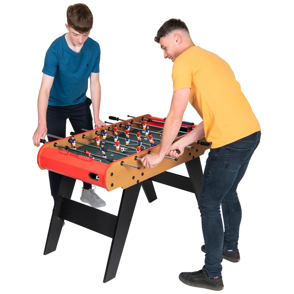 4-Fuß-Fußballtisch