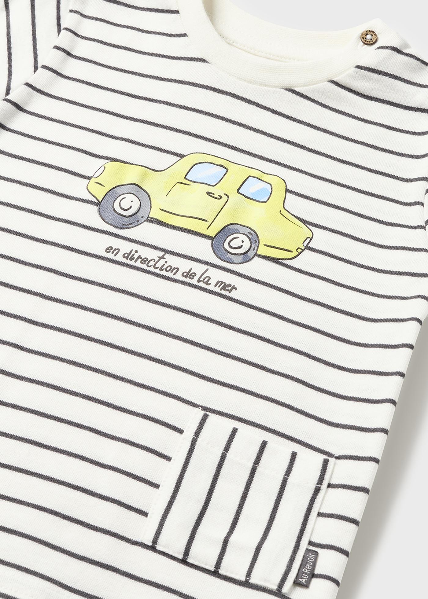 Camiseta infantil com estampa feita em algodão sustentável.